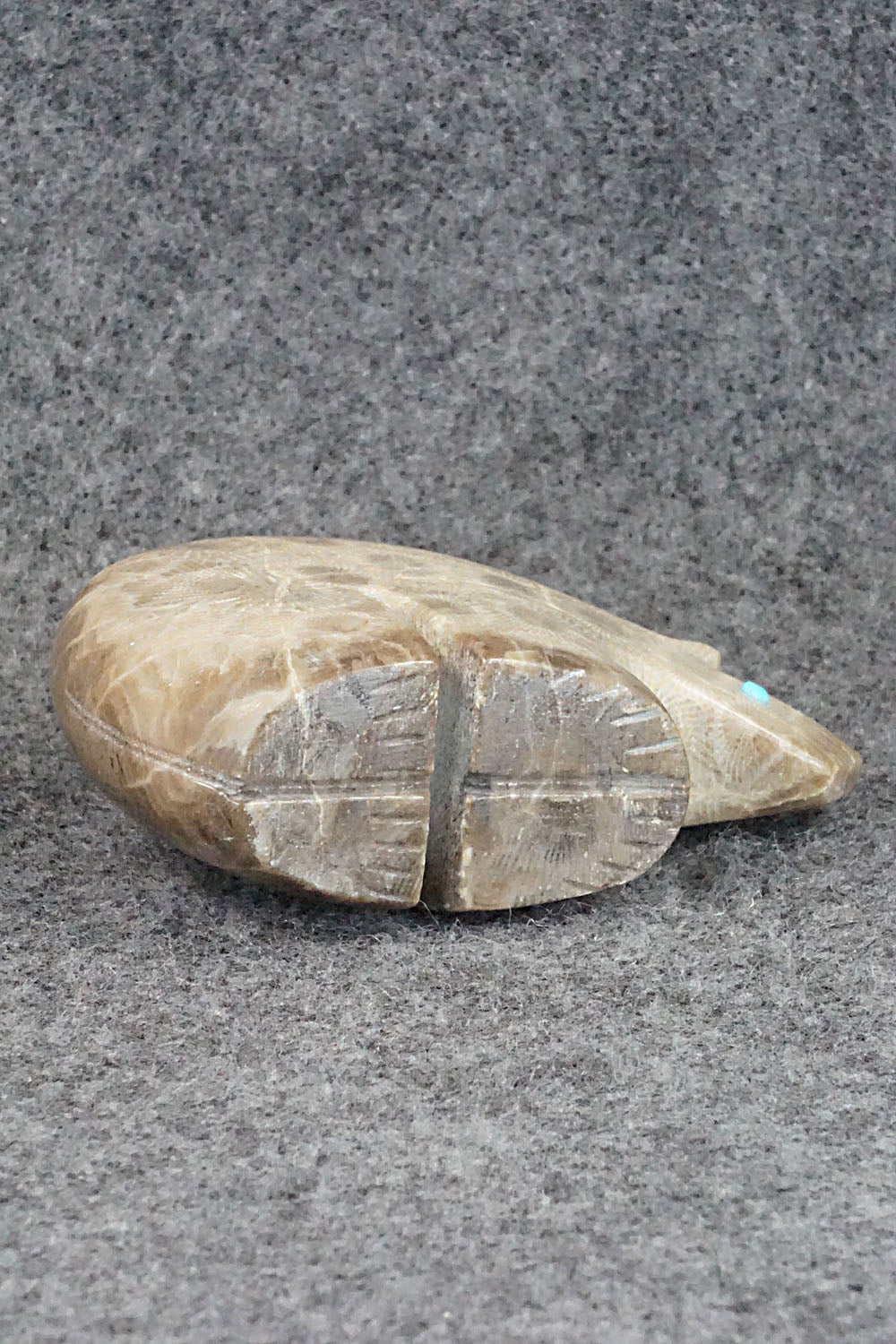 Bear Zuni Fetish Carving - Ronnie Lunasee