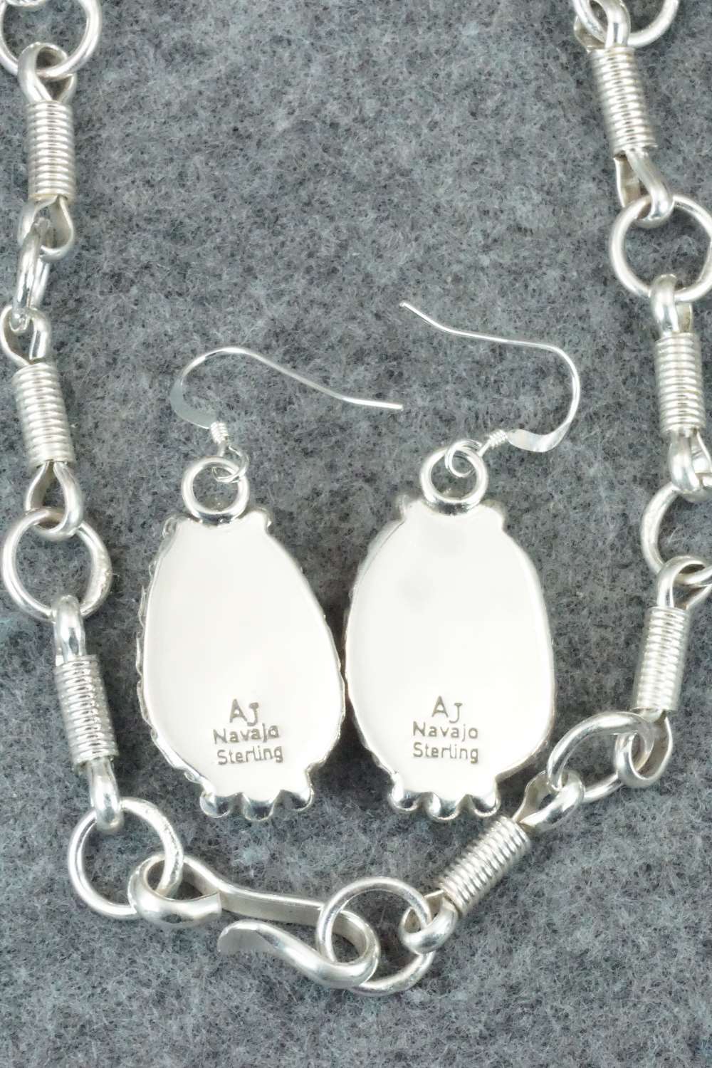White Buffalo & Sterling Silver Necklace and Earrings - Alvin Joe