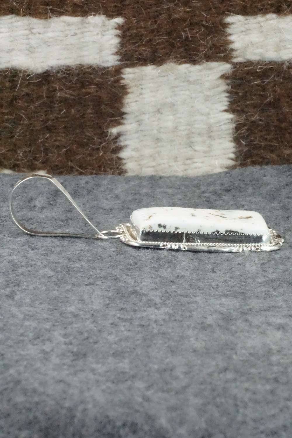 White Buffalo & Sterling Silver Pendant - Kenny Calavaza