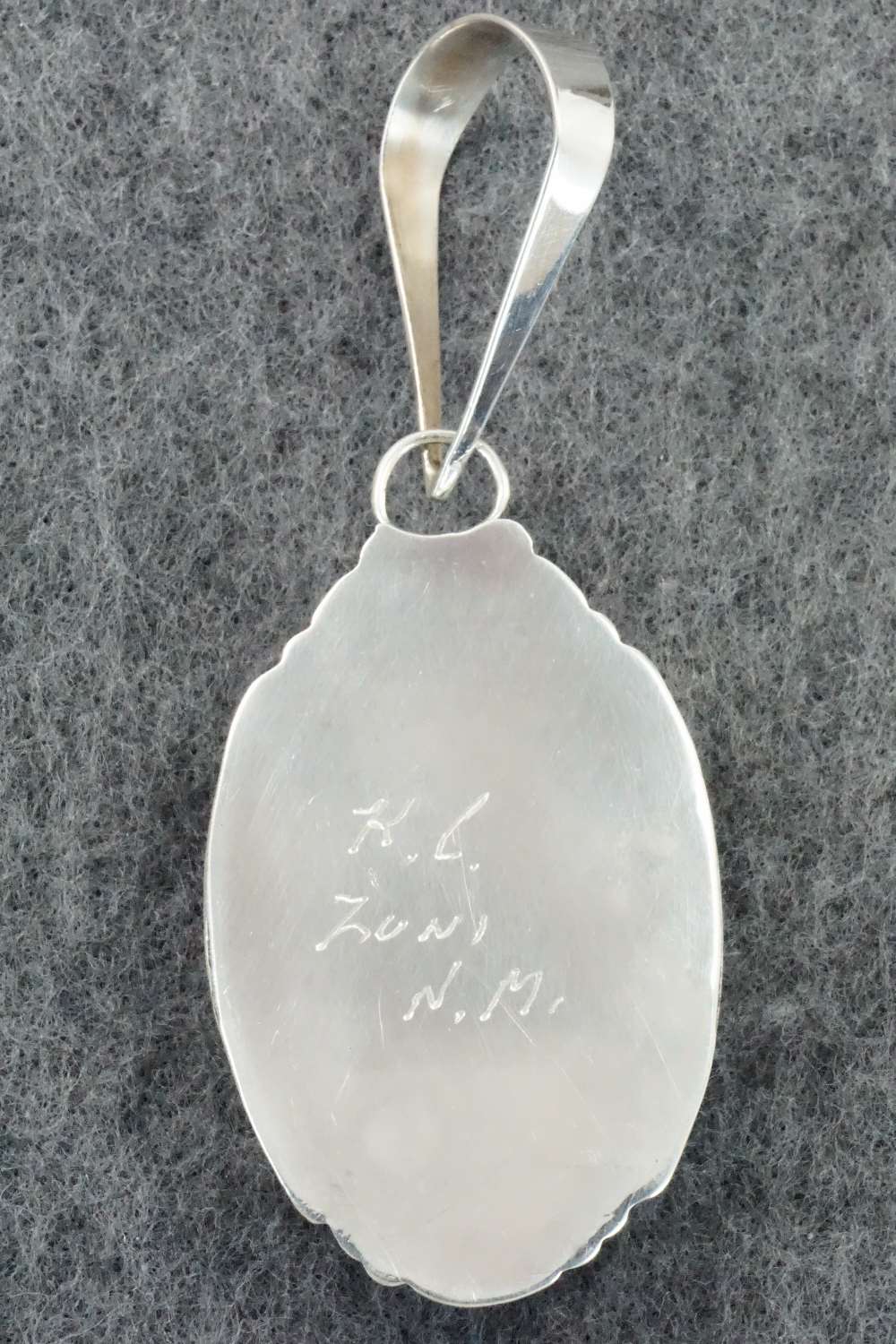 White Buffalo & Sterling Silver Pendant - Kenny Calavaza