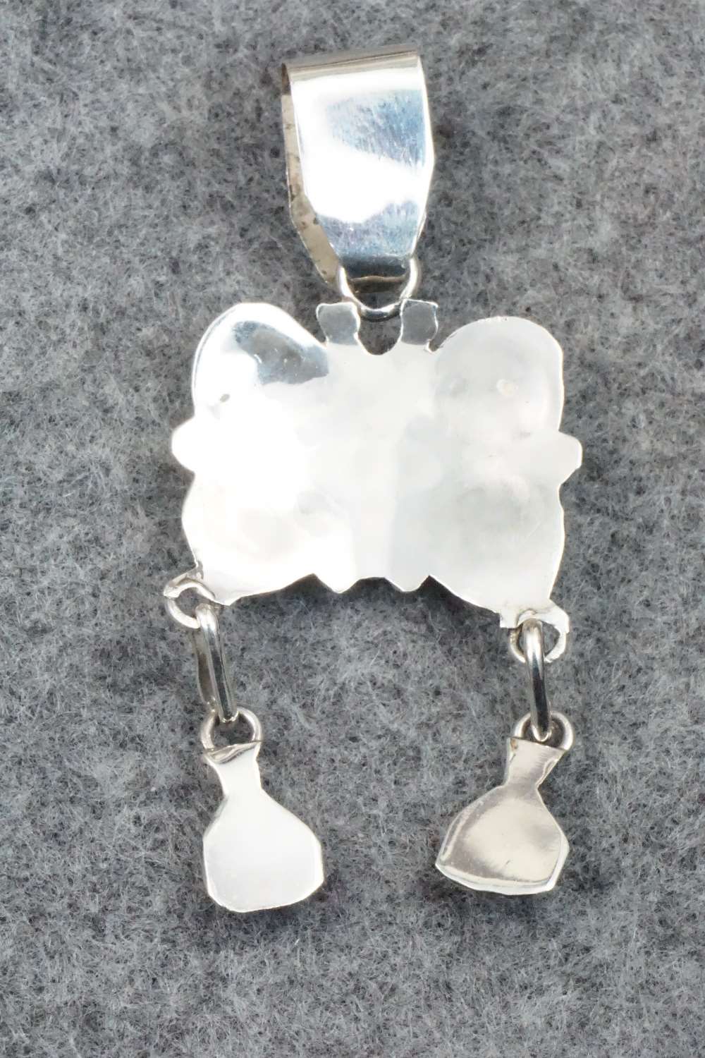 Turquoise & Sterling Silver Pendant - Verdi Booqua