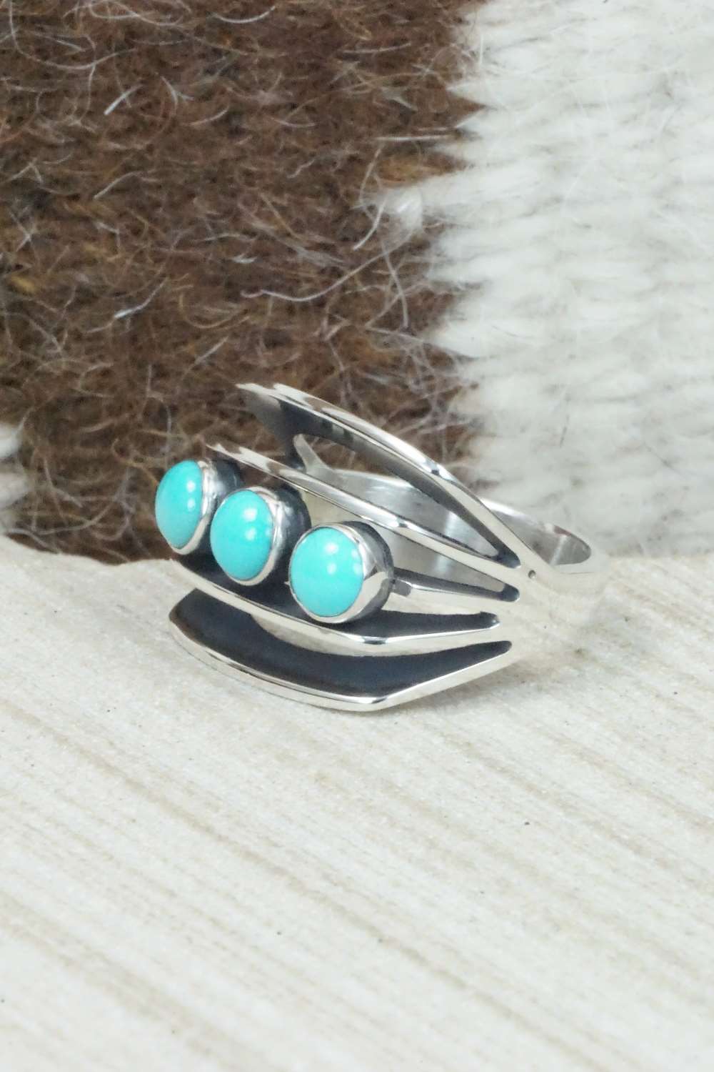 Turquoise & Sterling Silver Ring - James Bahe - Size 6