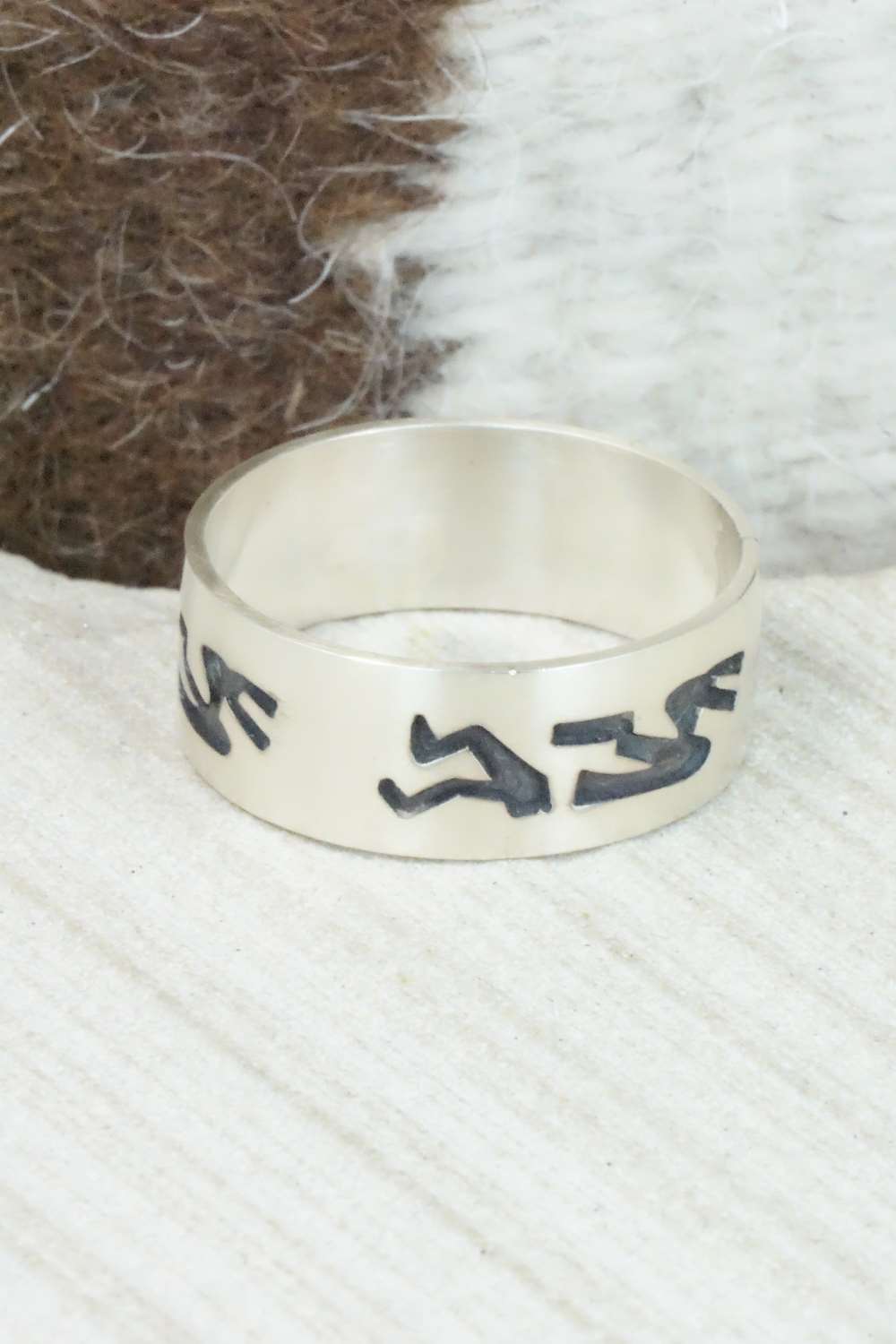 Sterling Silver Ring - Lester Gene - Size 14.75