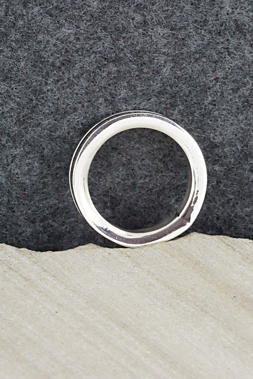 Sterling Silver Ring - Tom Hawk - Size 8.5