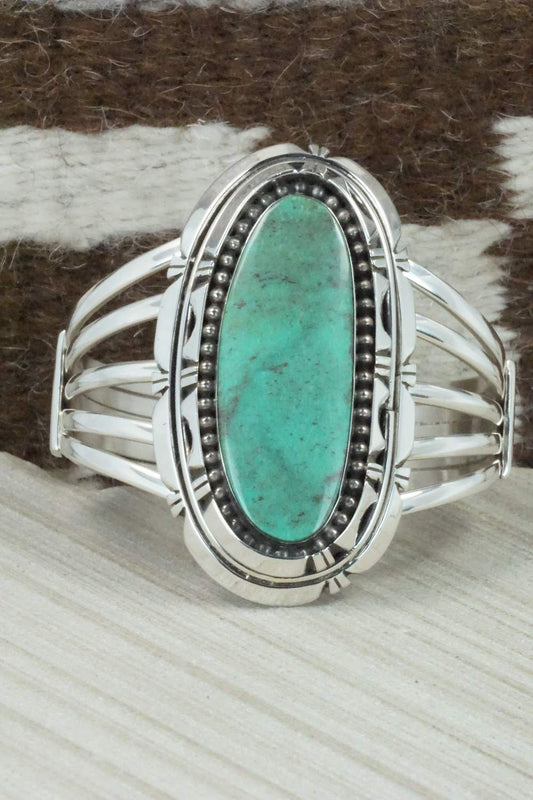 Turquoise & Sterling Silver Bracelet - Rita Lee