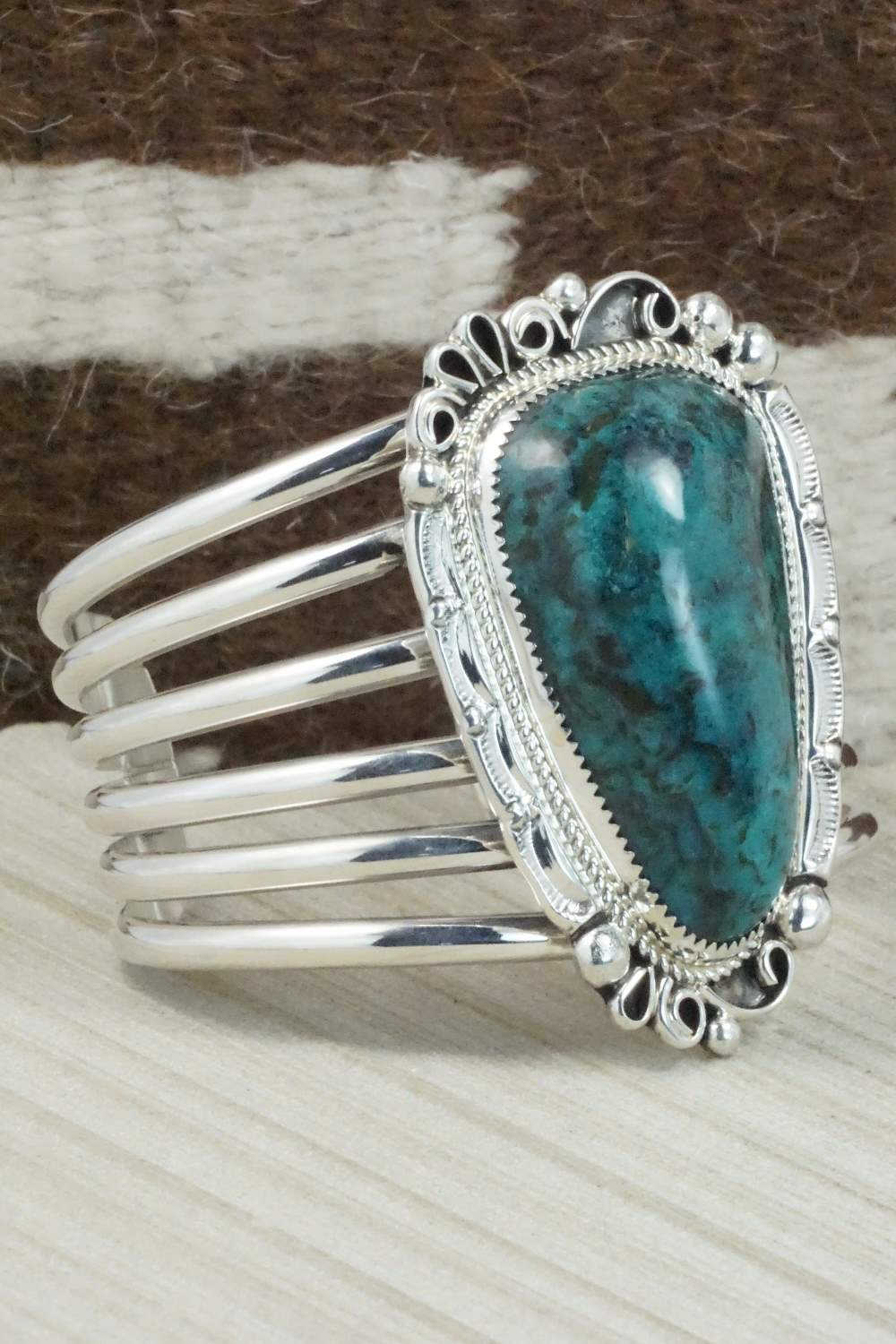 Turquoise & Sterling Silver Bracelet - Leslie Nez