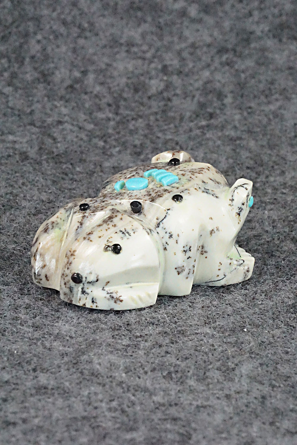 Frog Zuni Fetish Carving - Danette Laate