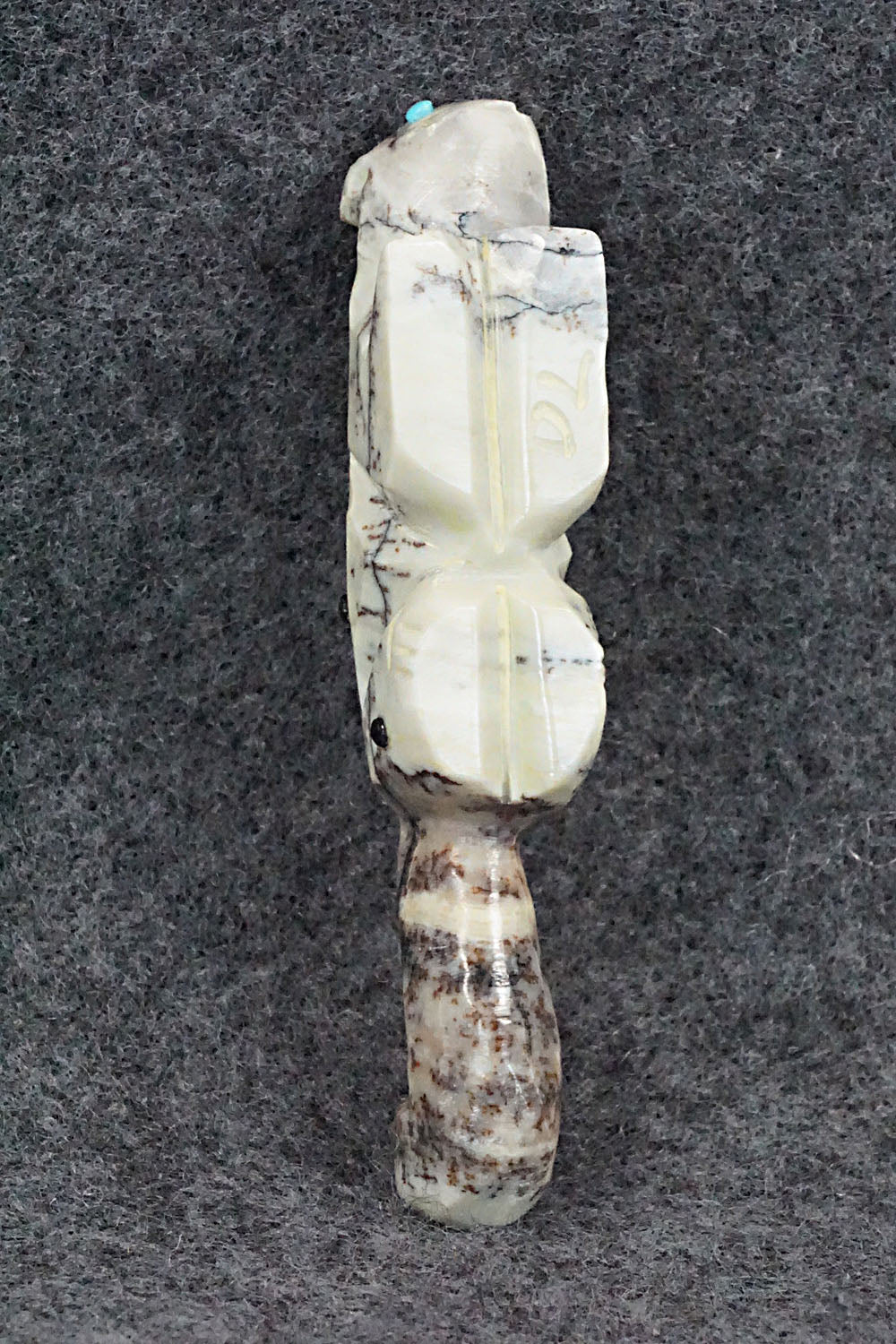 Mountain Lion Zuni Fetish Carving - Danette Laate