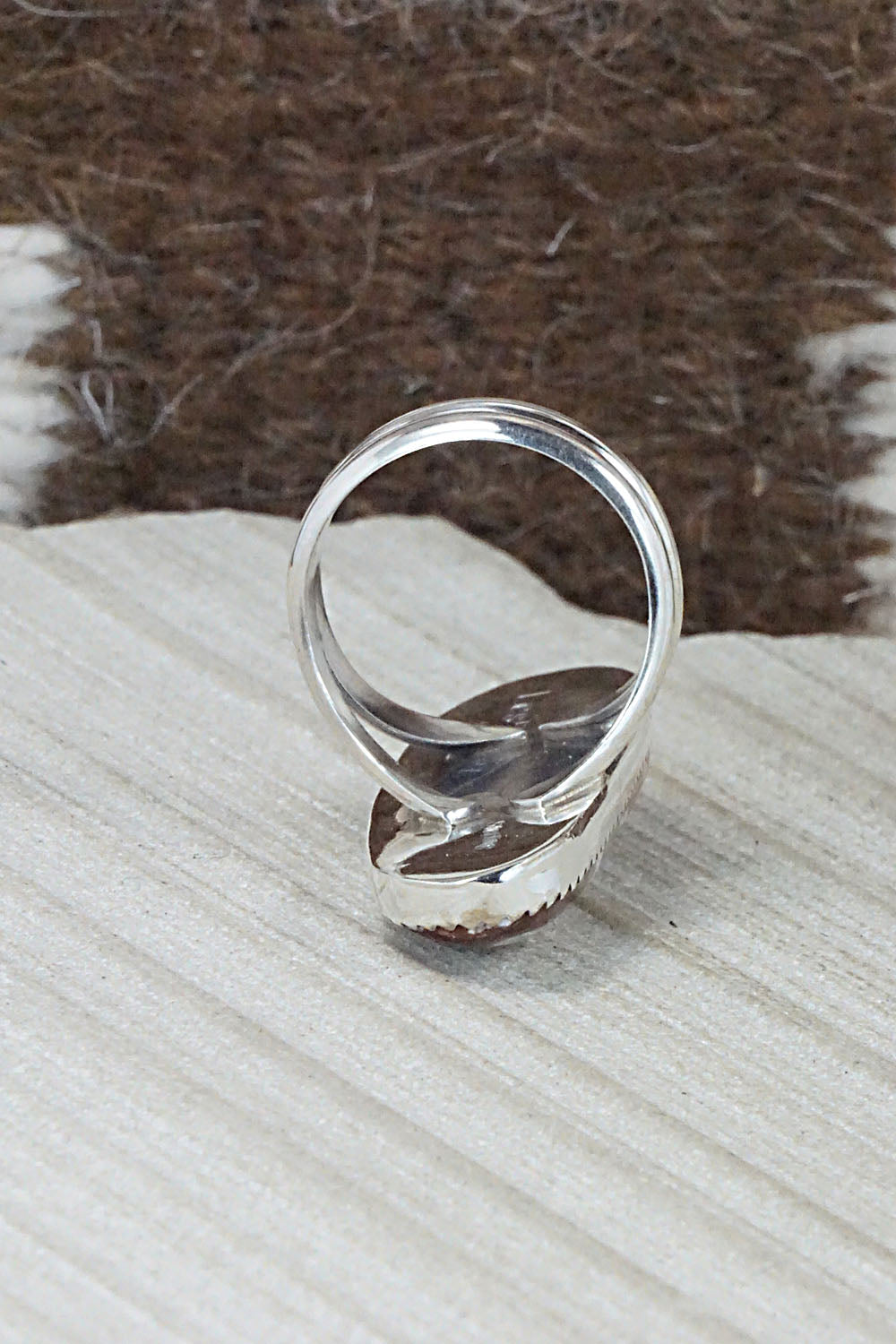Wild Horse & Sterling Silver Ring - Leslie Nez - Size 8
