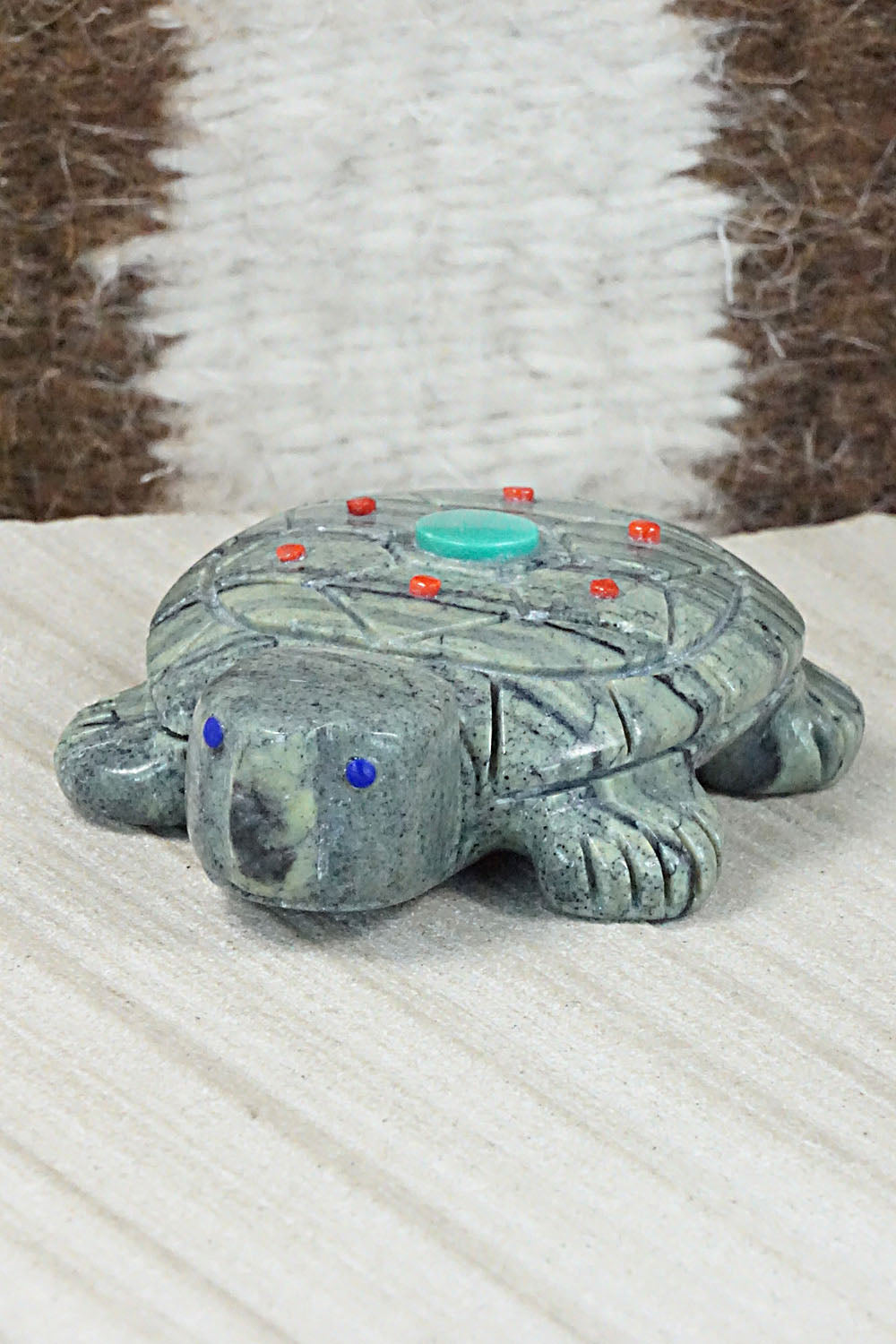 Turtle Zuni Fetish Carving - Reynold Lunasee