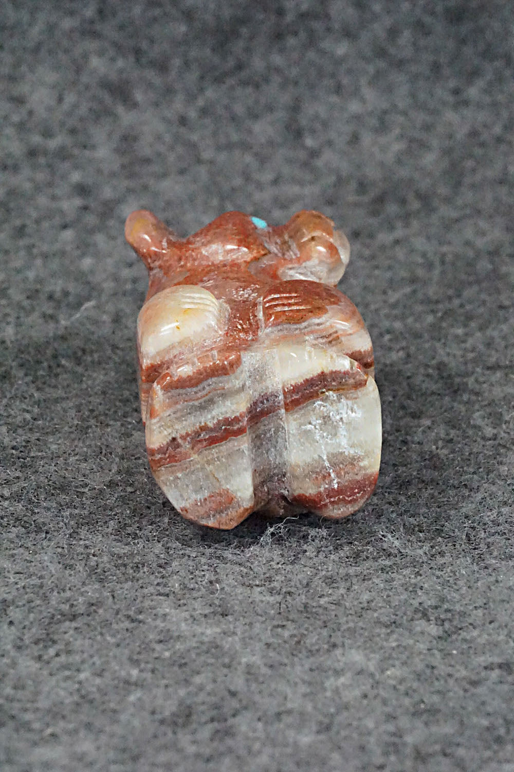 Bear Zuni Fetish Carving - Reynold Lunasee