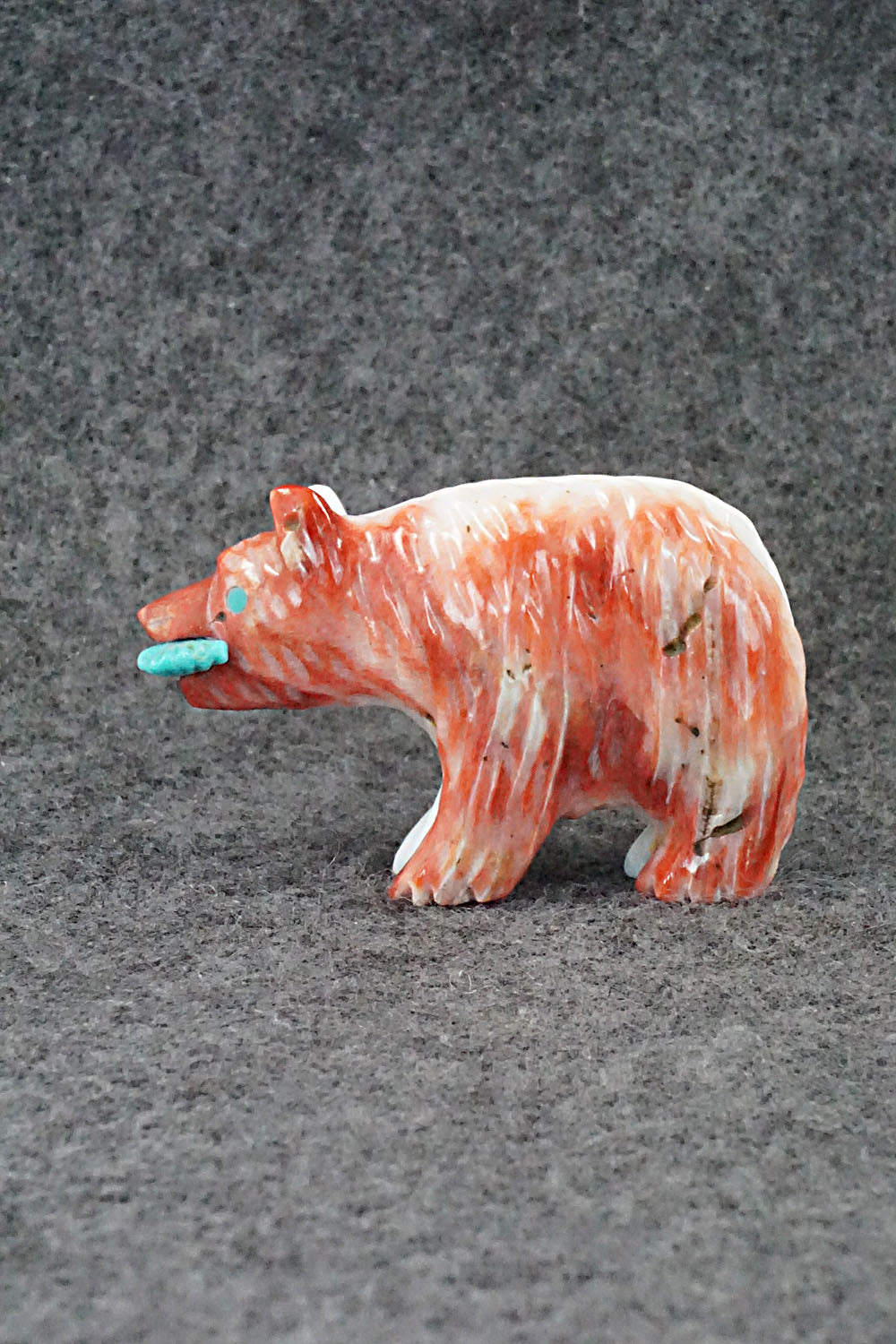 Bear Zuni Fetish Carving - Andres Quandelacy
