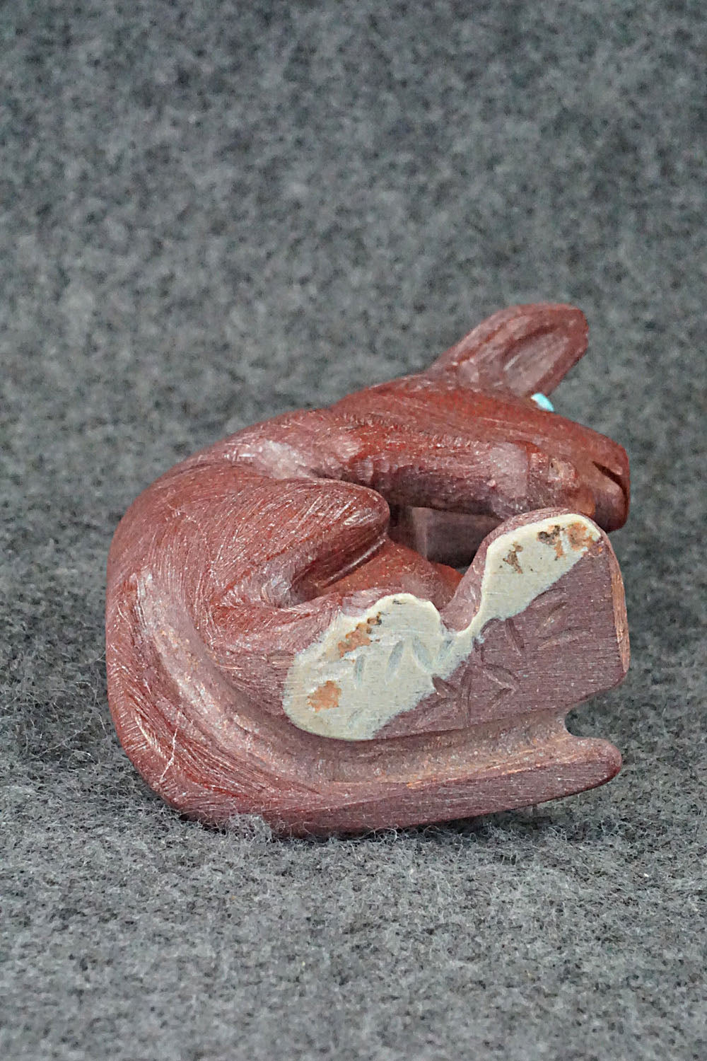 Kangaroo Zuni Fetish Carving - Carlton Kaamasee