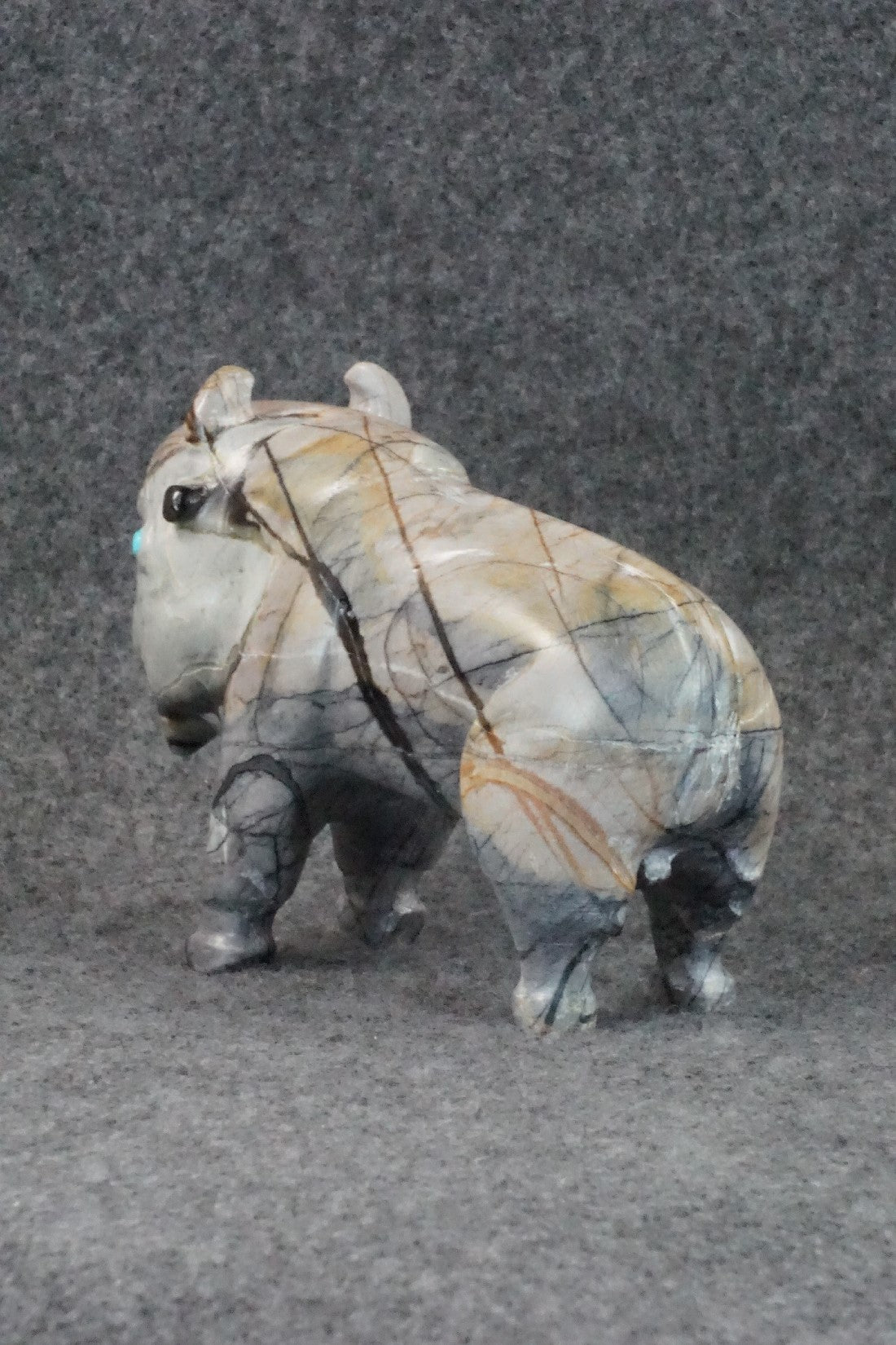 Buffalo Zuni Fetish Carving - Delbert Peina