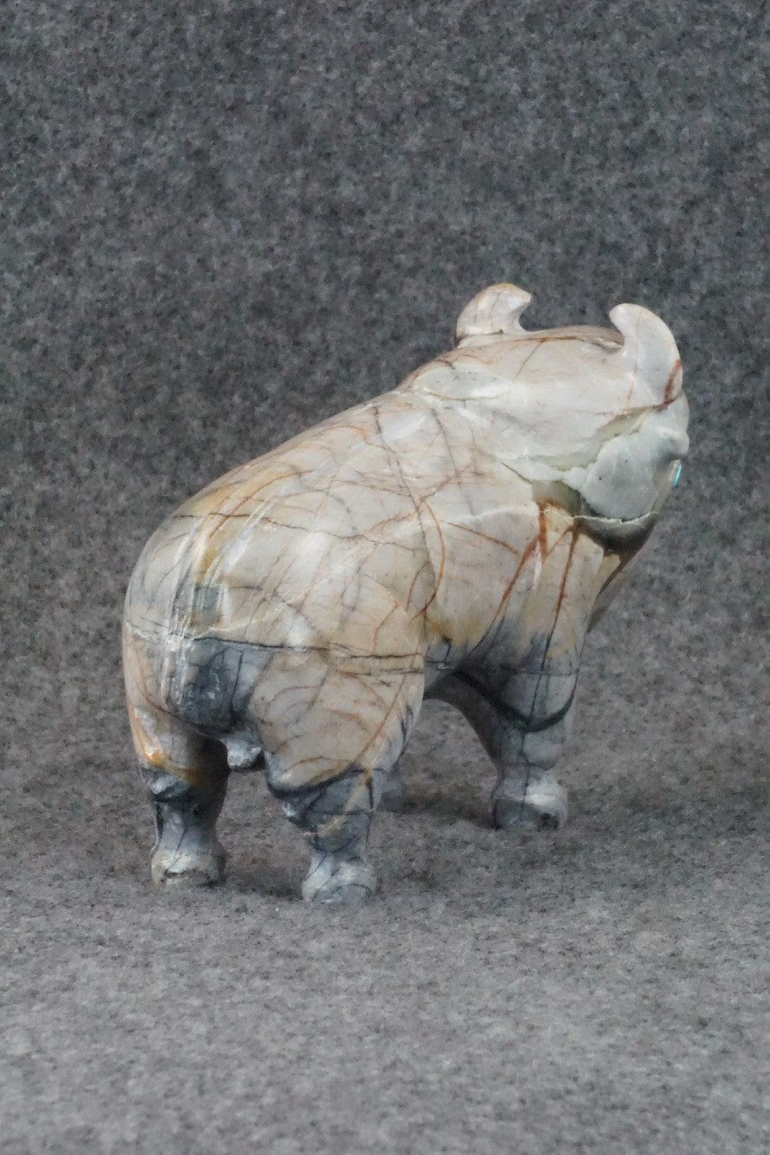 Buffalo Zuni Fetish Carving - Delbert Peina
