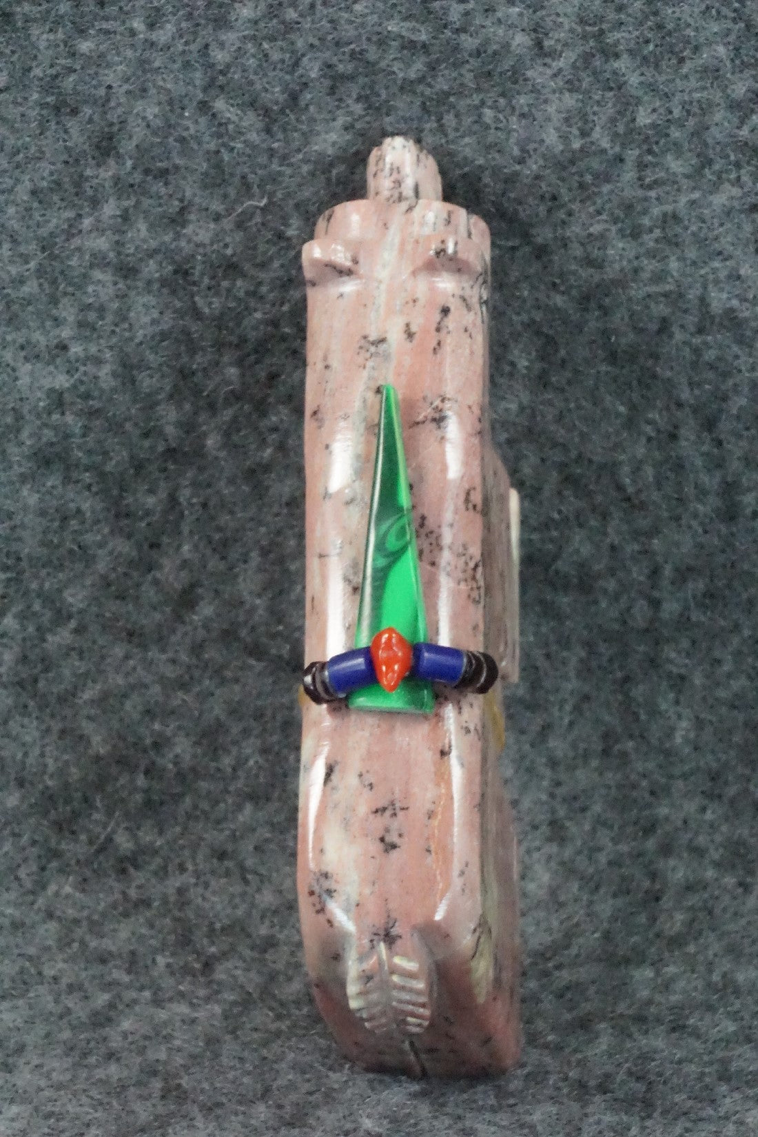 Bear Zuni Fetish Carving - Alex Tsethlikai