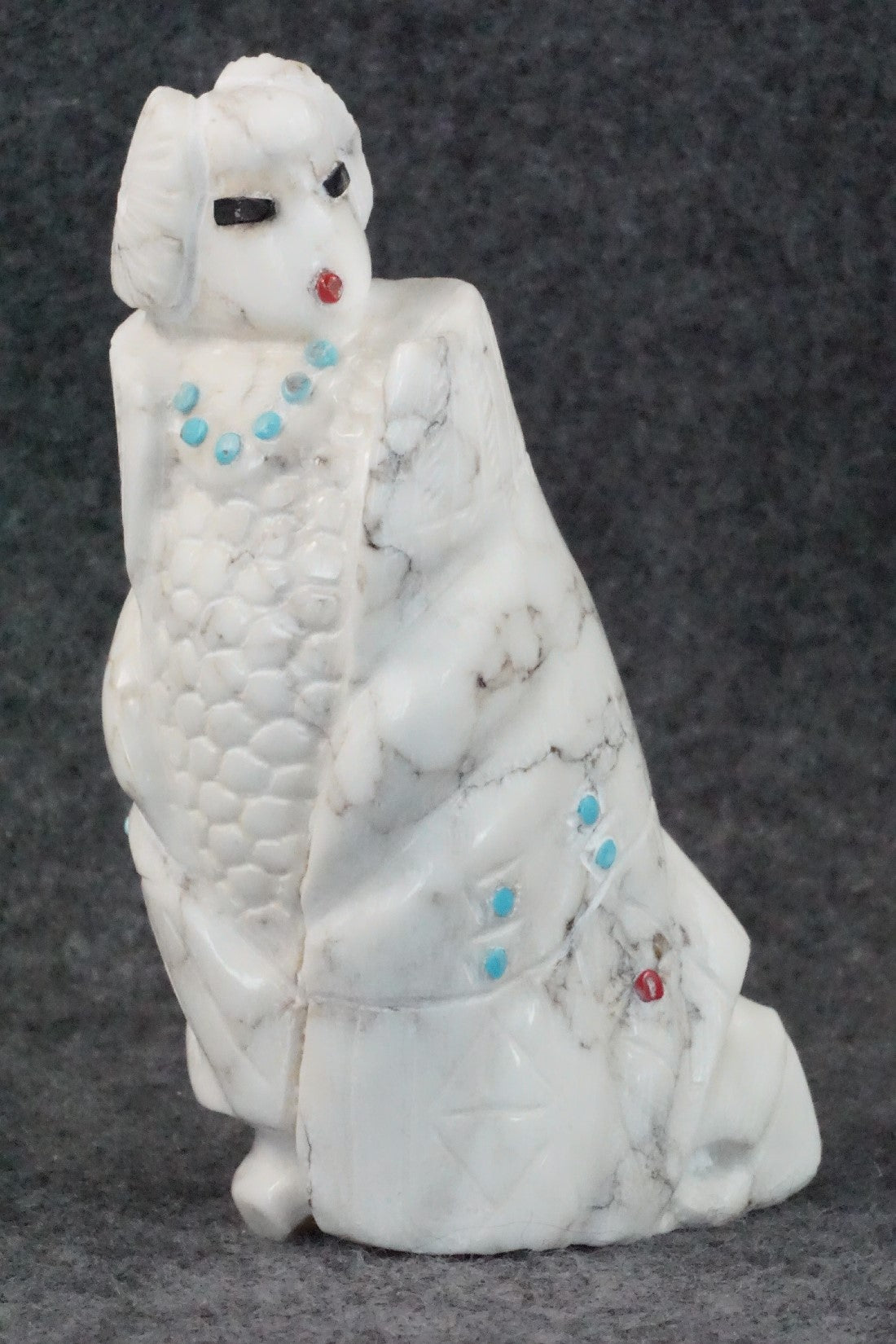 Corn Maiden Zuni Fetish Carving - Derrick Kaamasee