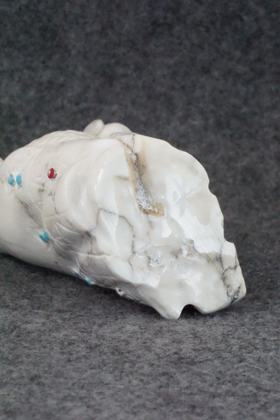 Corn Maiden Zuni Fetish Carving - Derrick Kaamasee