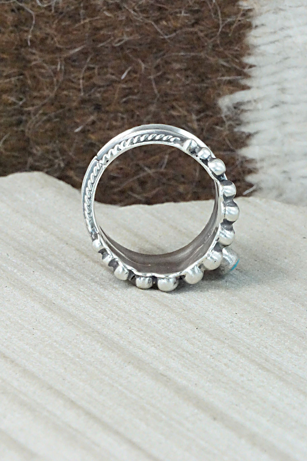 Turquoise & Sterling Silver Ring - Tom Lewis - Size 8.5