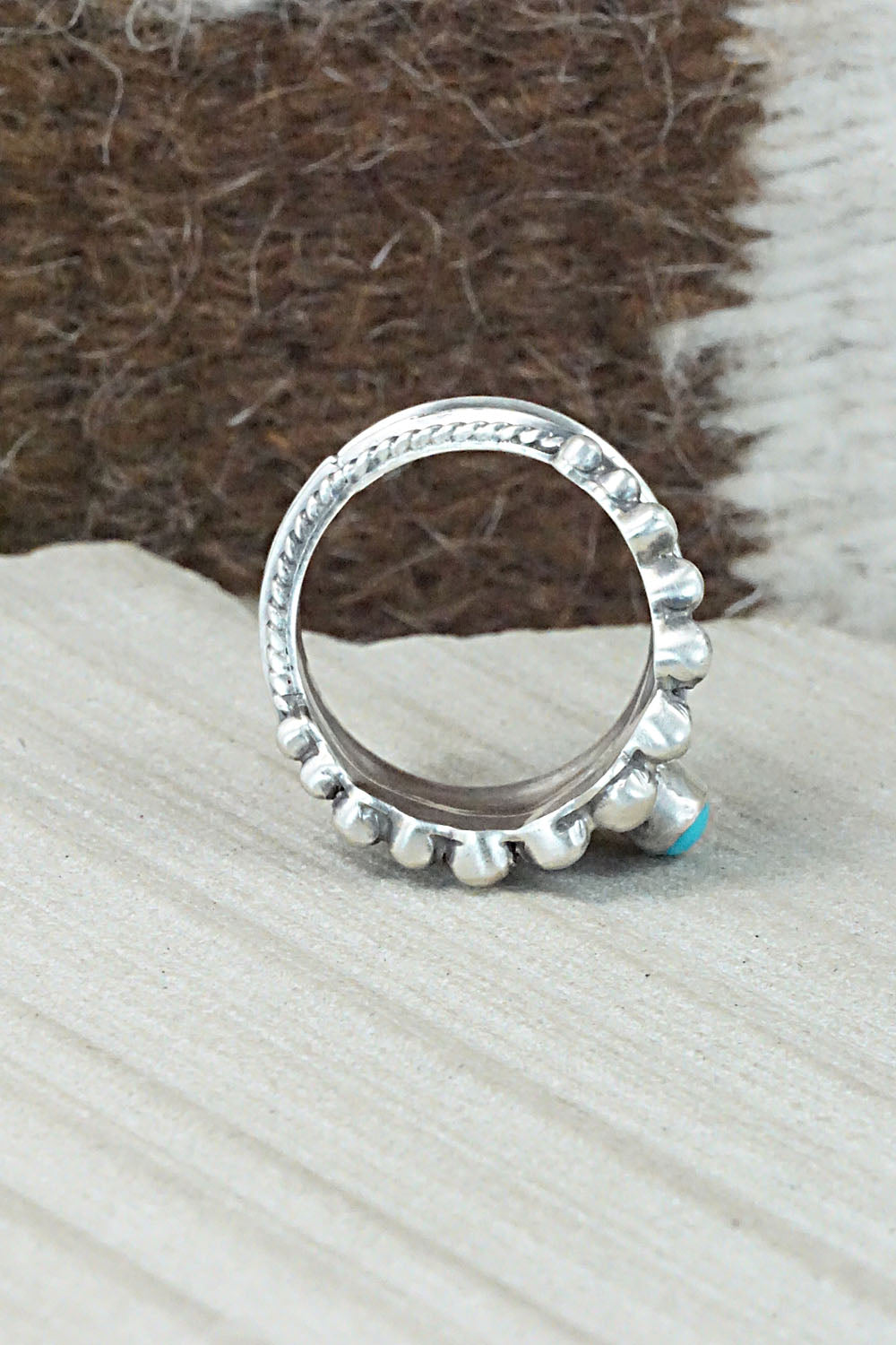 Turquoise & Sterling Silver Ring - Tom Lewis - Size 8