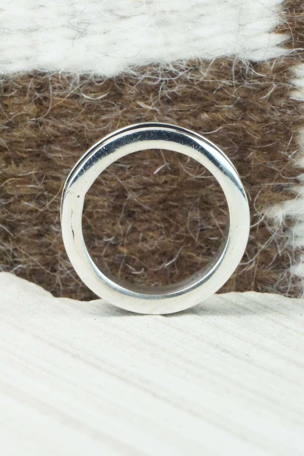 Sterling Silver Ring - Tom Hawk - Size 8.25