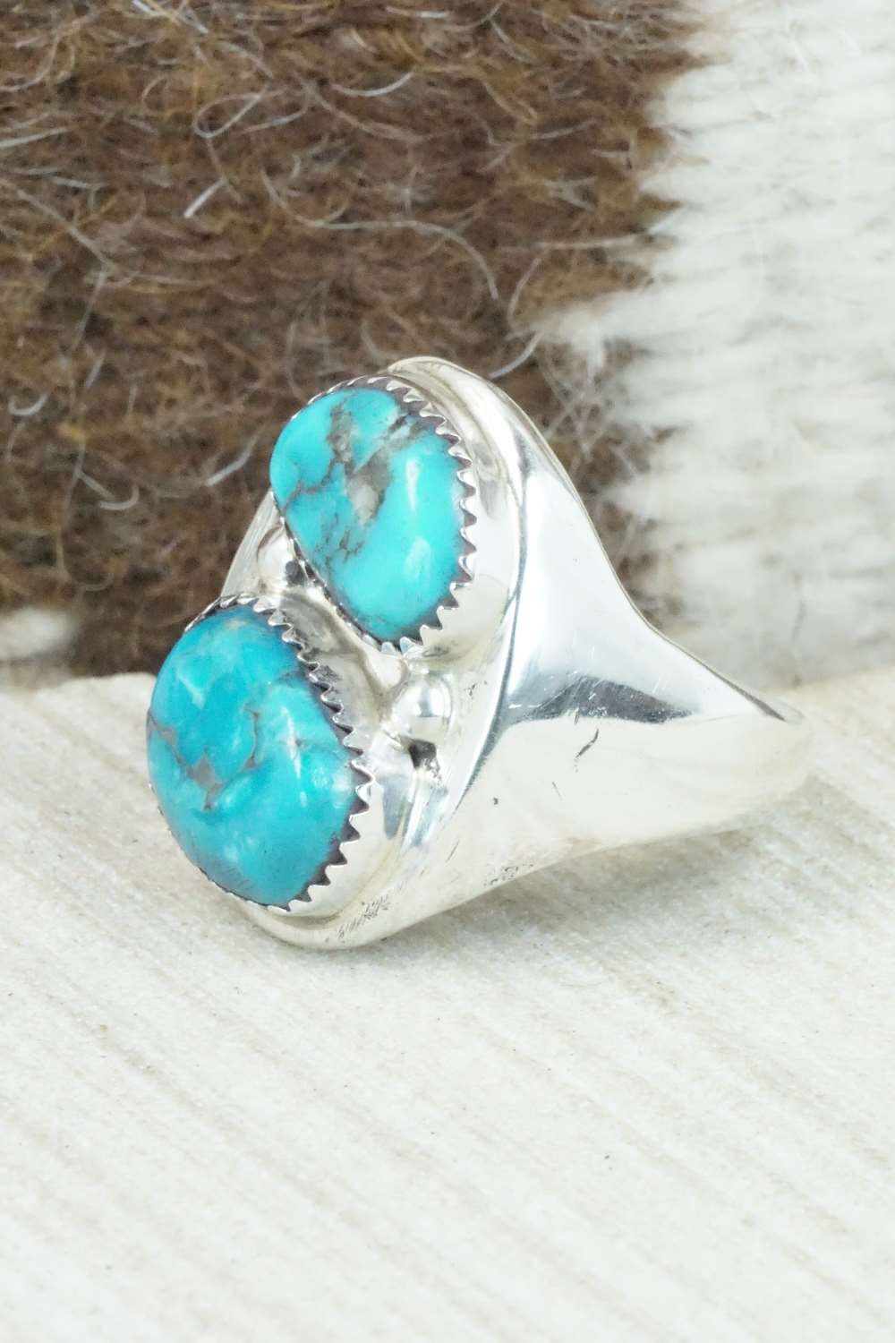 Turquoise & Sterling Silver Ring - George Leekity - Size 10.5