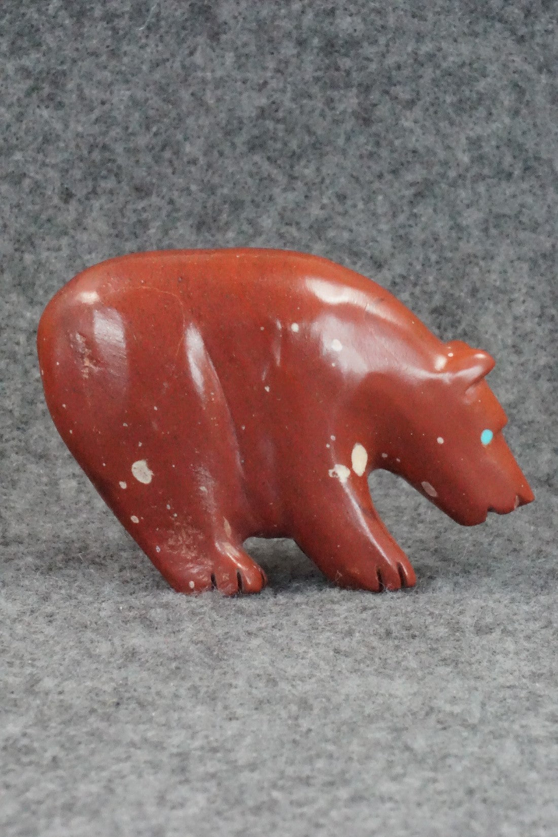 Bear Zuni Fetish Carving - Andres Quandelacy