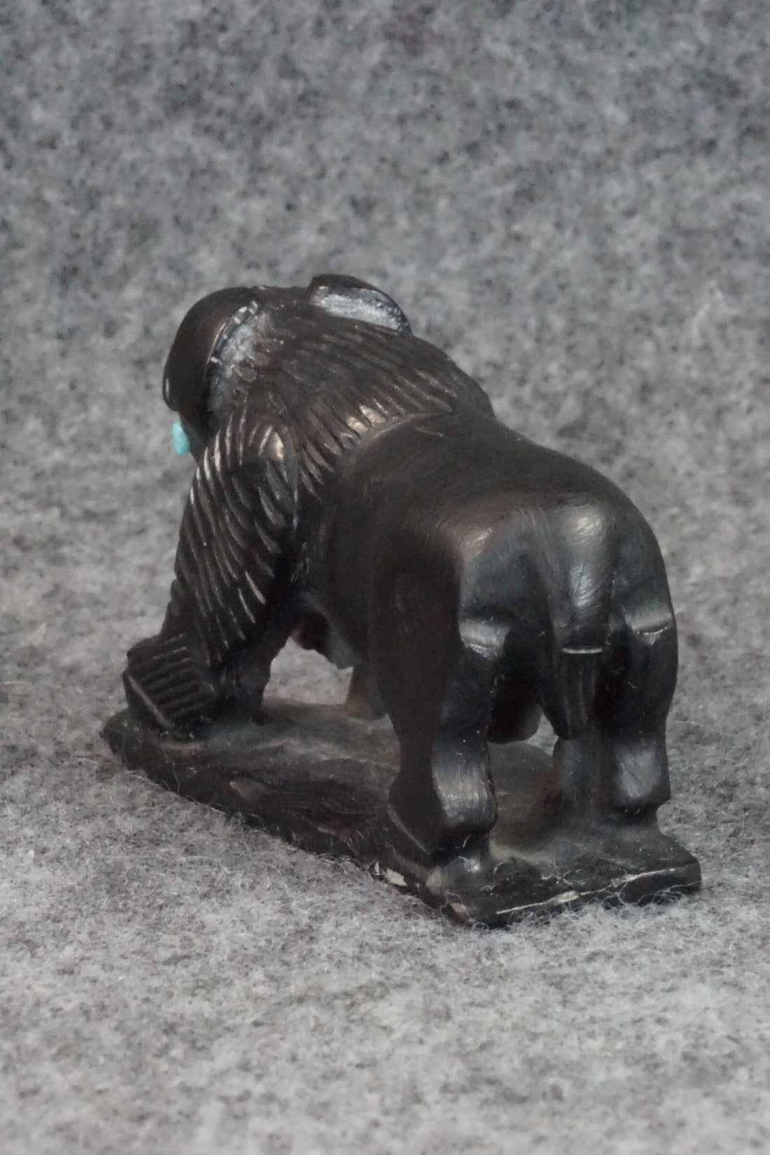 Buffalo Zuni Fetish Carving - Derrick Kaamasee