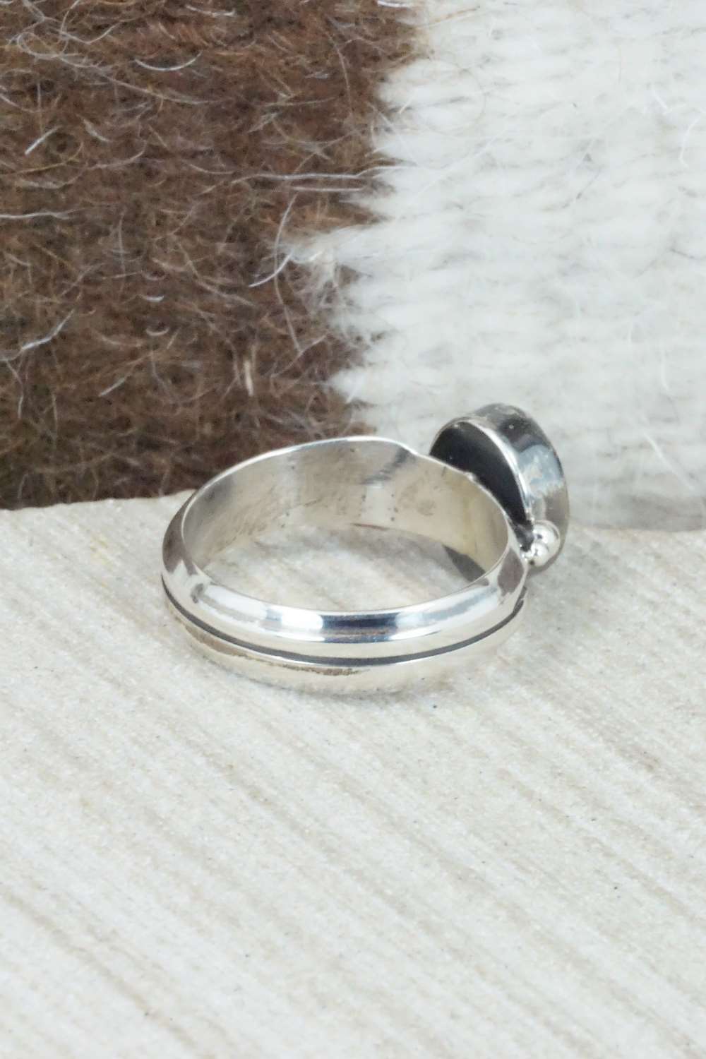 Turquoise and Sterling Silver Ring - Navajo - Size 7.5