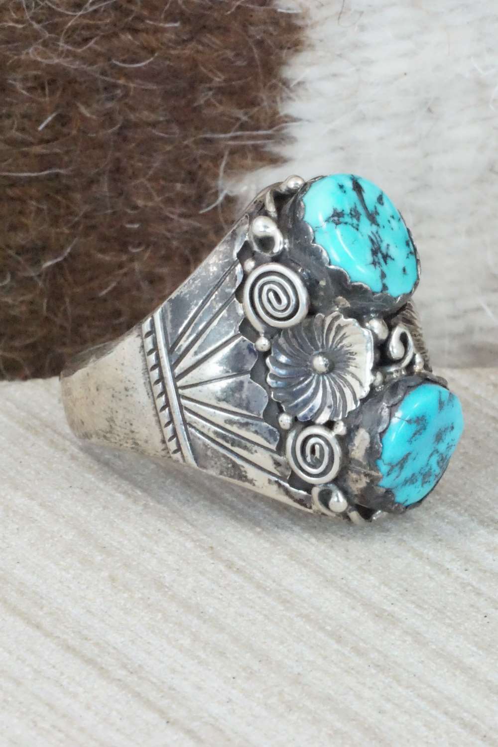 Turquoise and Sterling Silver Ring - Navajo - Size 11