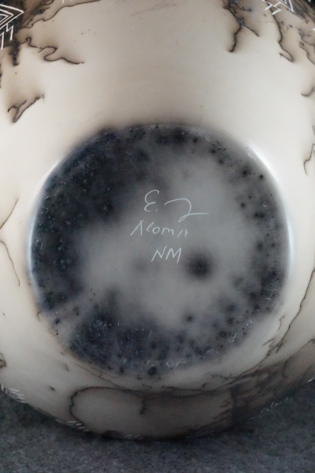 Acoma Pottery - Irvin Louis