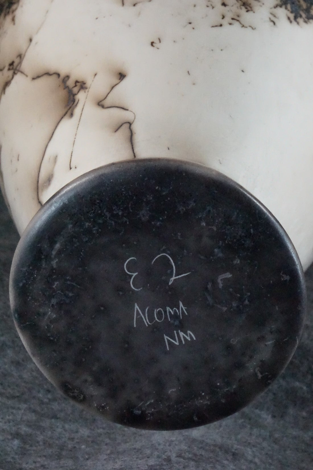 Acoma Pottery - Irvin Louis