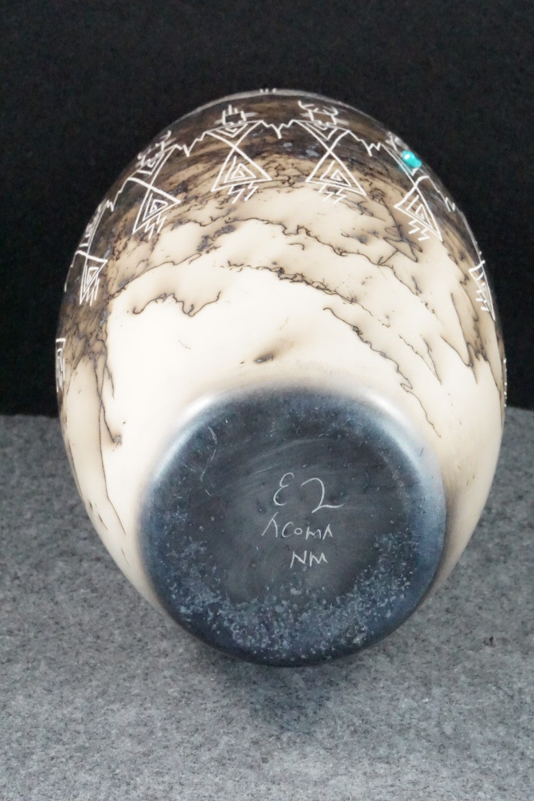 Acoma Pottery - Irvin Louis