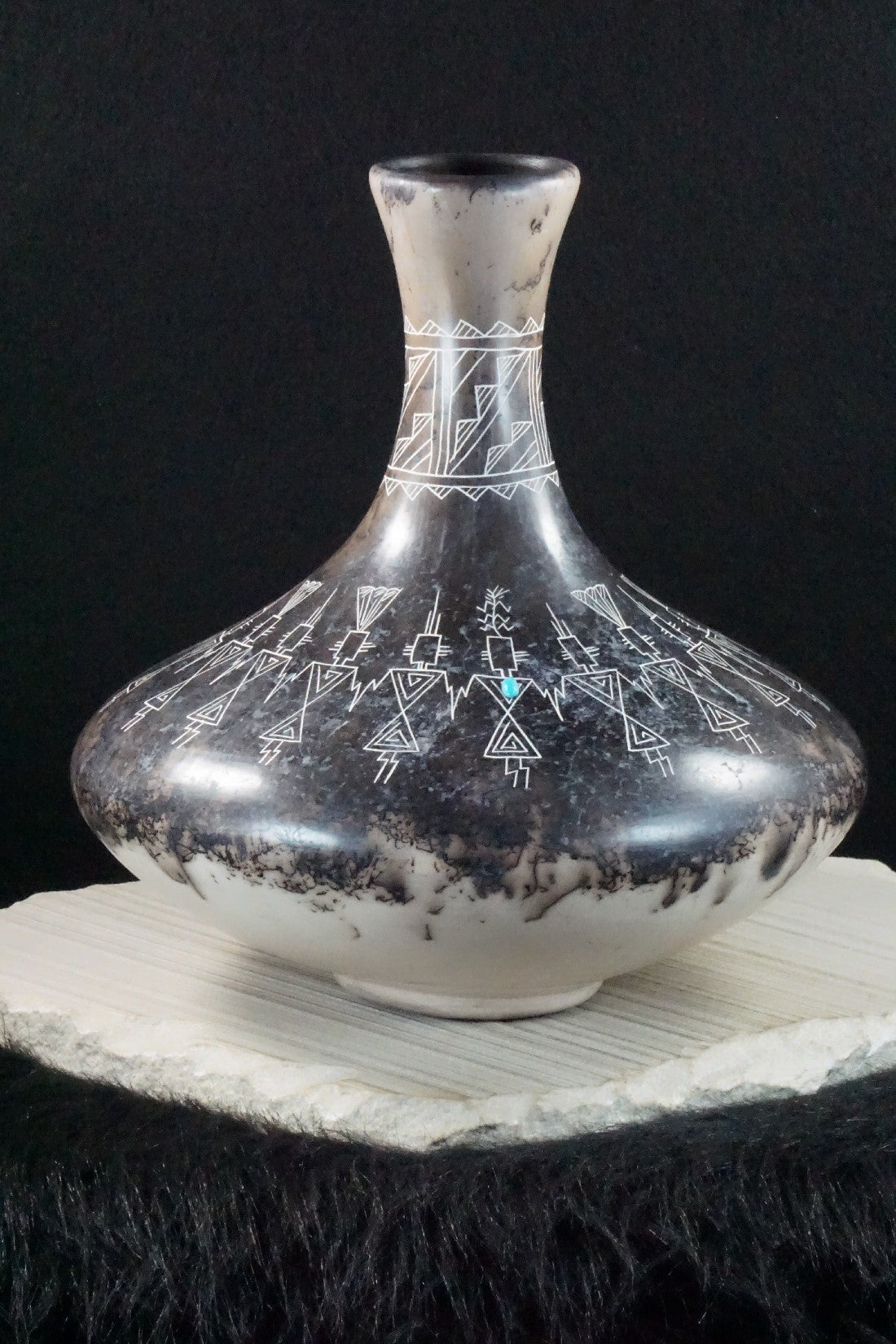 Acoma Pottery - Irvin Louis