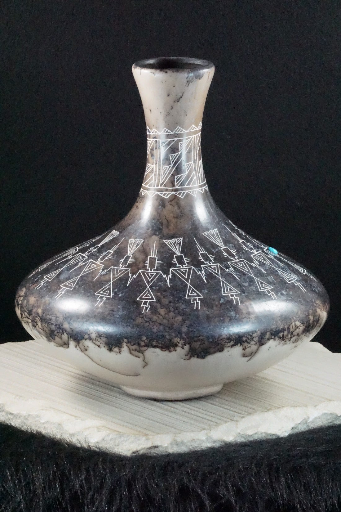 Acoma Pottery - Irvin Louis