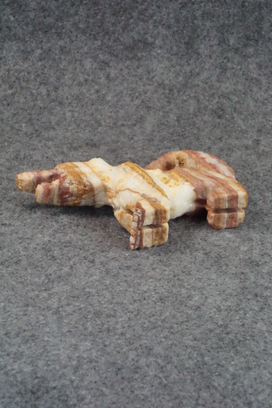Wolf Zuni Fetish Carving - Jon Quam