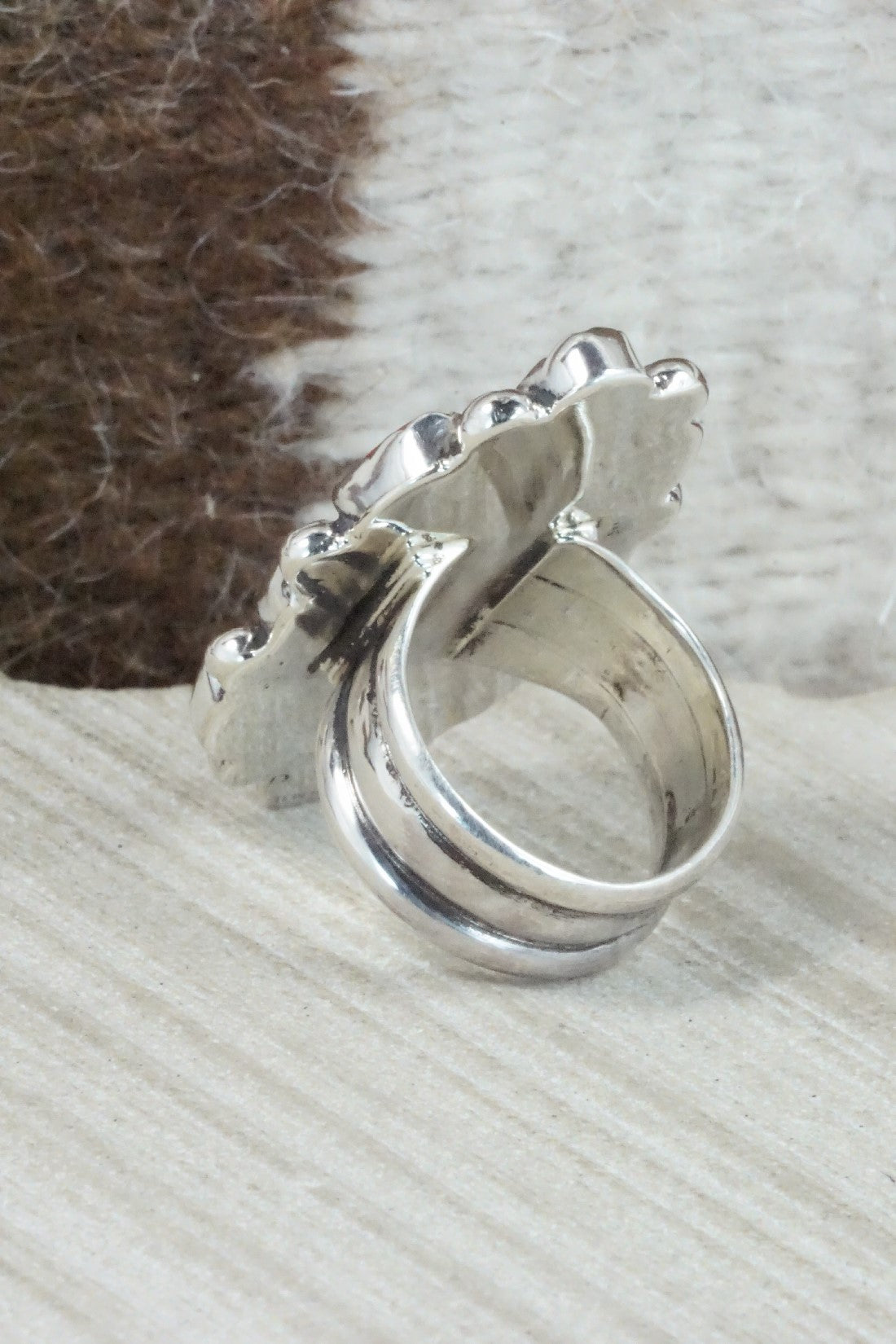 Coral & Sterling Silver Ring - Priscilla Reeder - Size 7.75