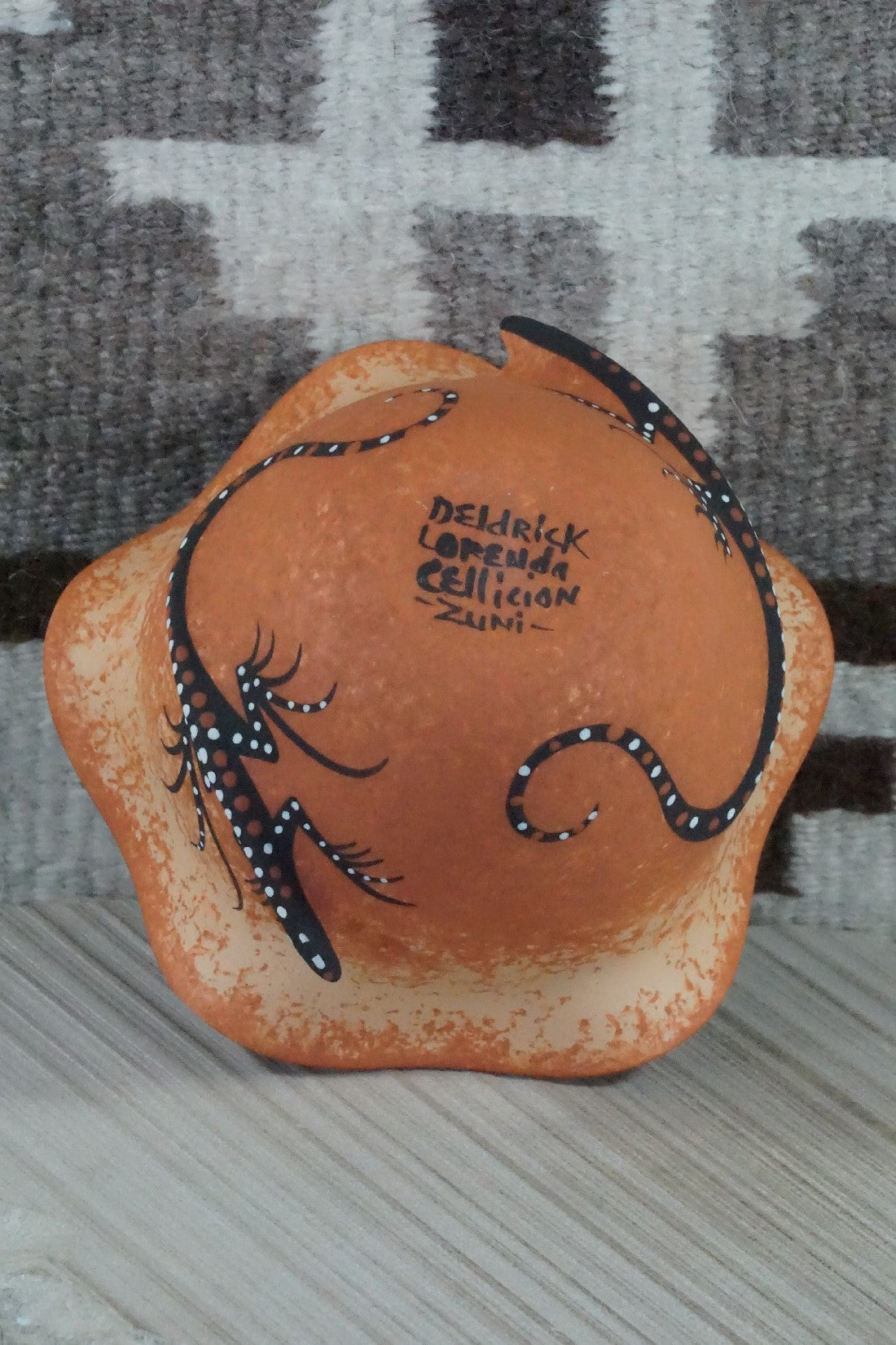 Zuni Pottery - Deldrick & Lorenda Cellicion