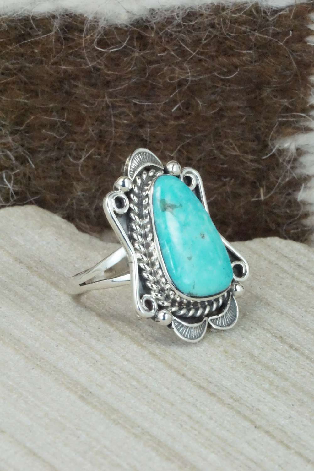 Turquoise & Sterling Silver Ring - Navajo - Size 7.75
