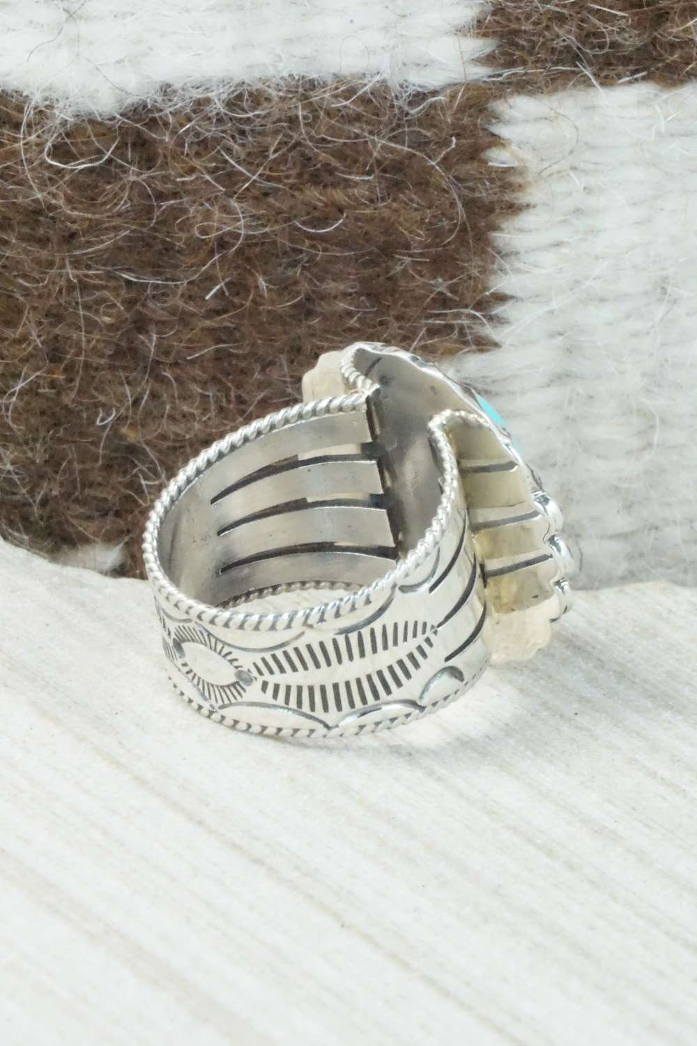Turquoise and Sterling Silver Ring - Navajo - Size 9.5
