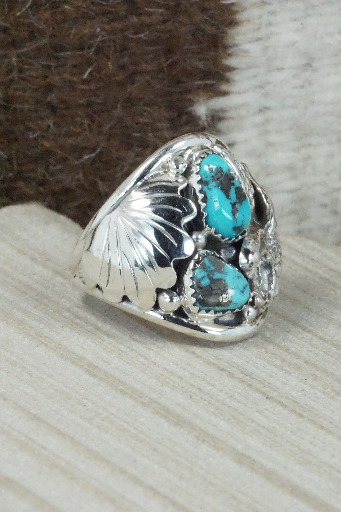Turquoise & Sterling Silver Ring - Jeannette Saunders - Size 13.5