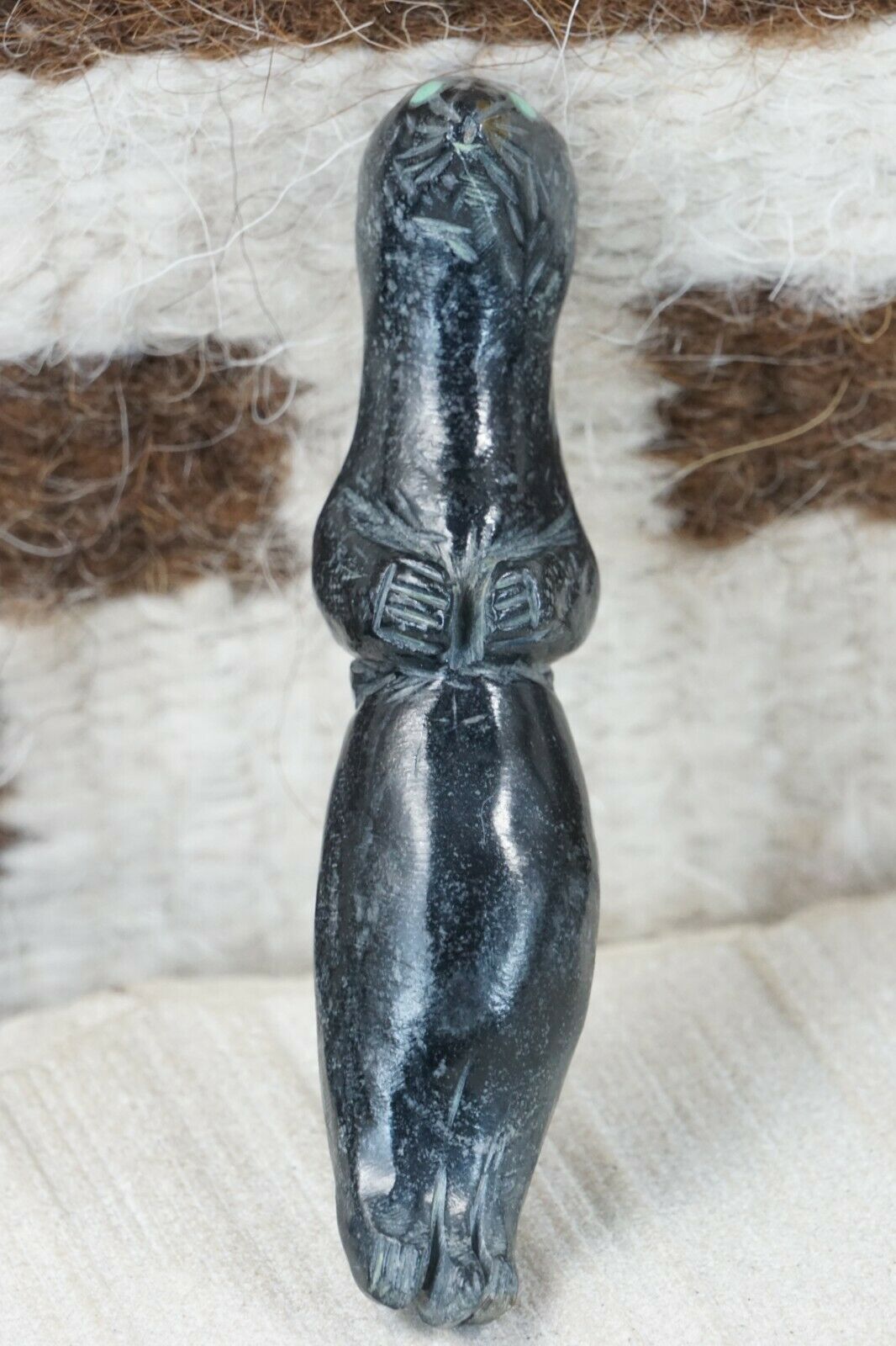 Otter Zuni Fetish Carving - Jonas Hastito