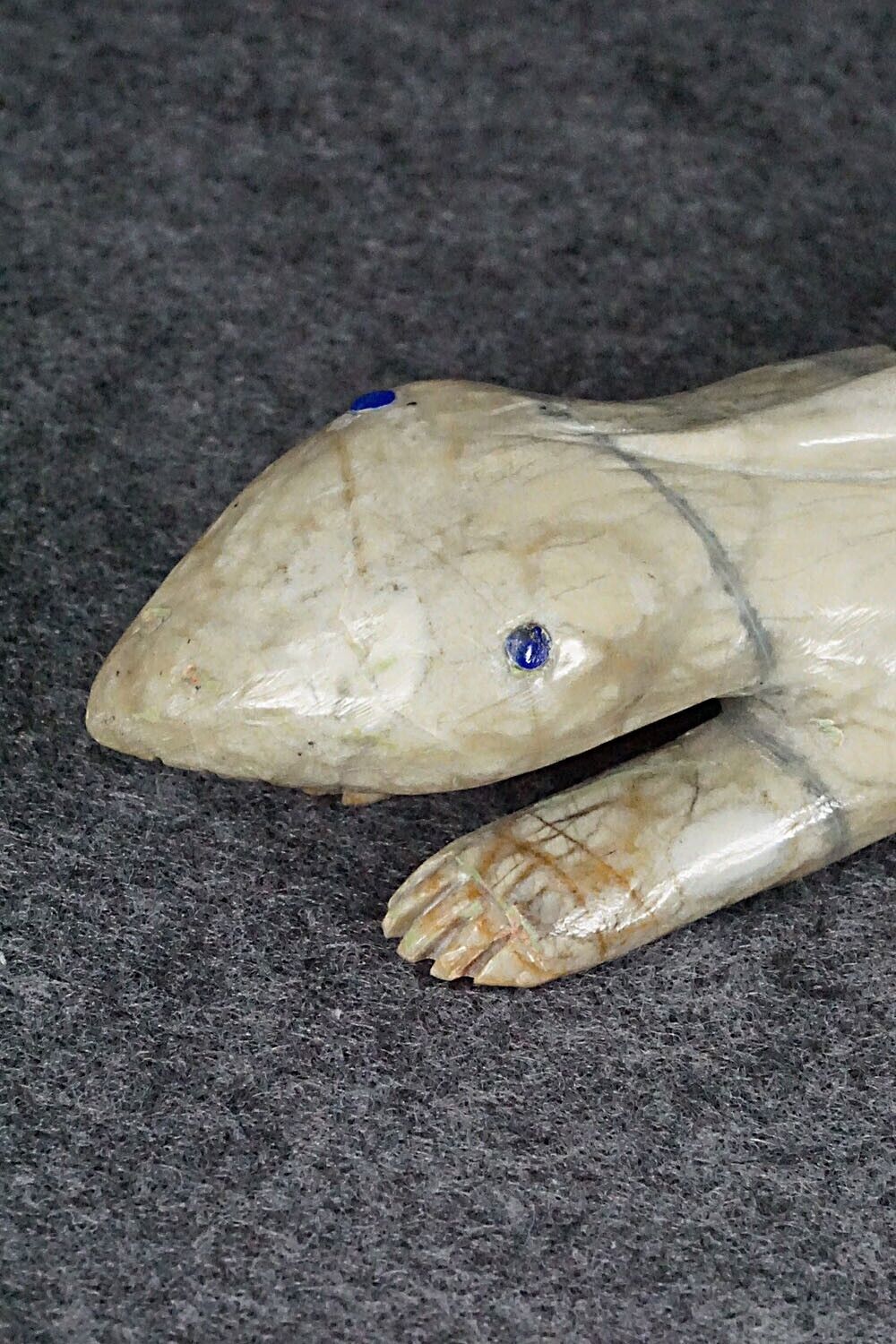 Lizard Zuni Fetish Carving - Jonas Hustito