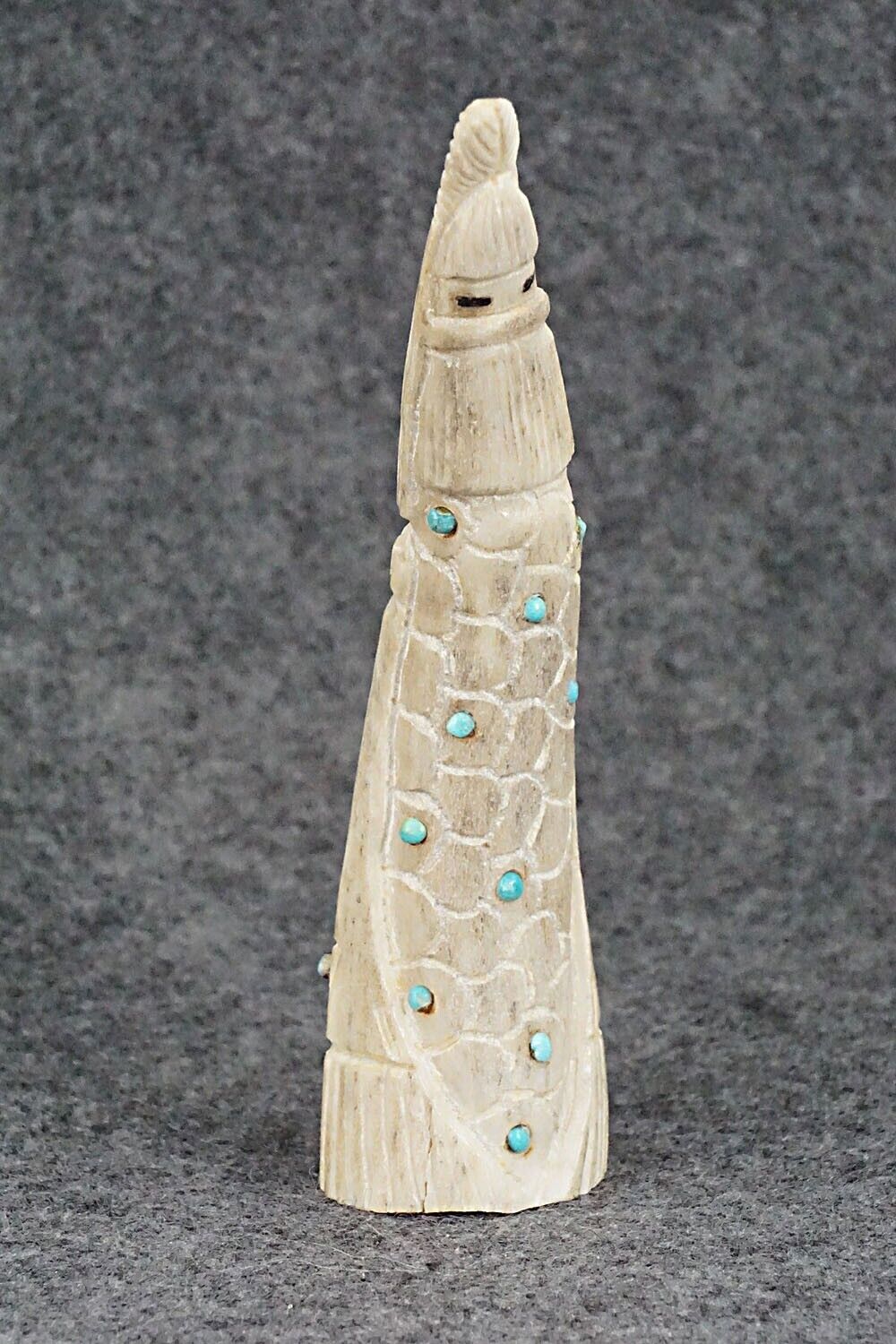 Corn Maiden Zuni Fetish Carving - Garrick Weeka