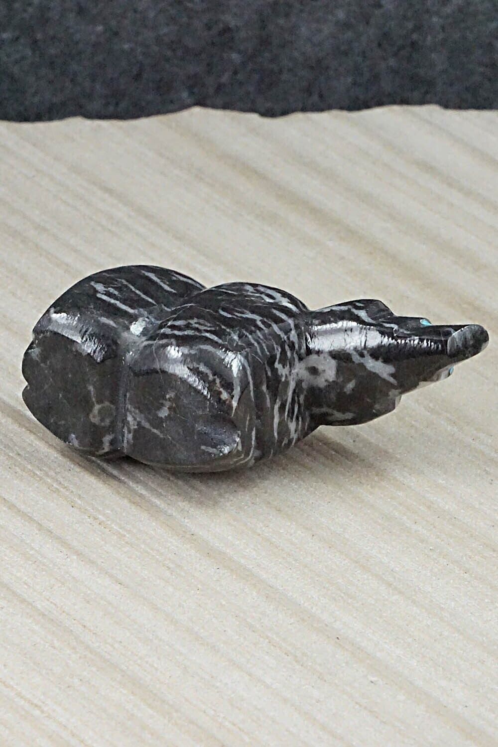 Bear Zuni Fetish Carving - Ed Lementino