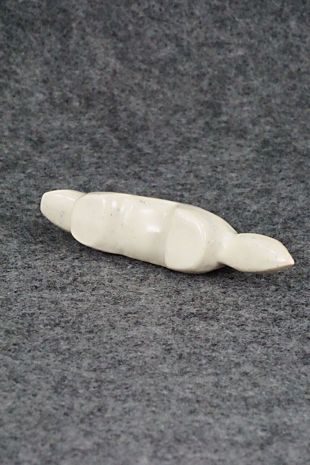 Lizard Zuni Fetish Carving - Marvelita Phillips