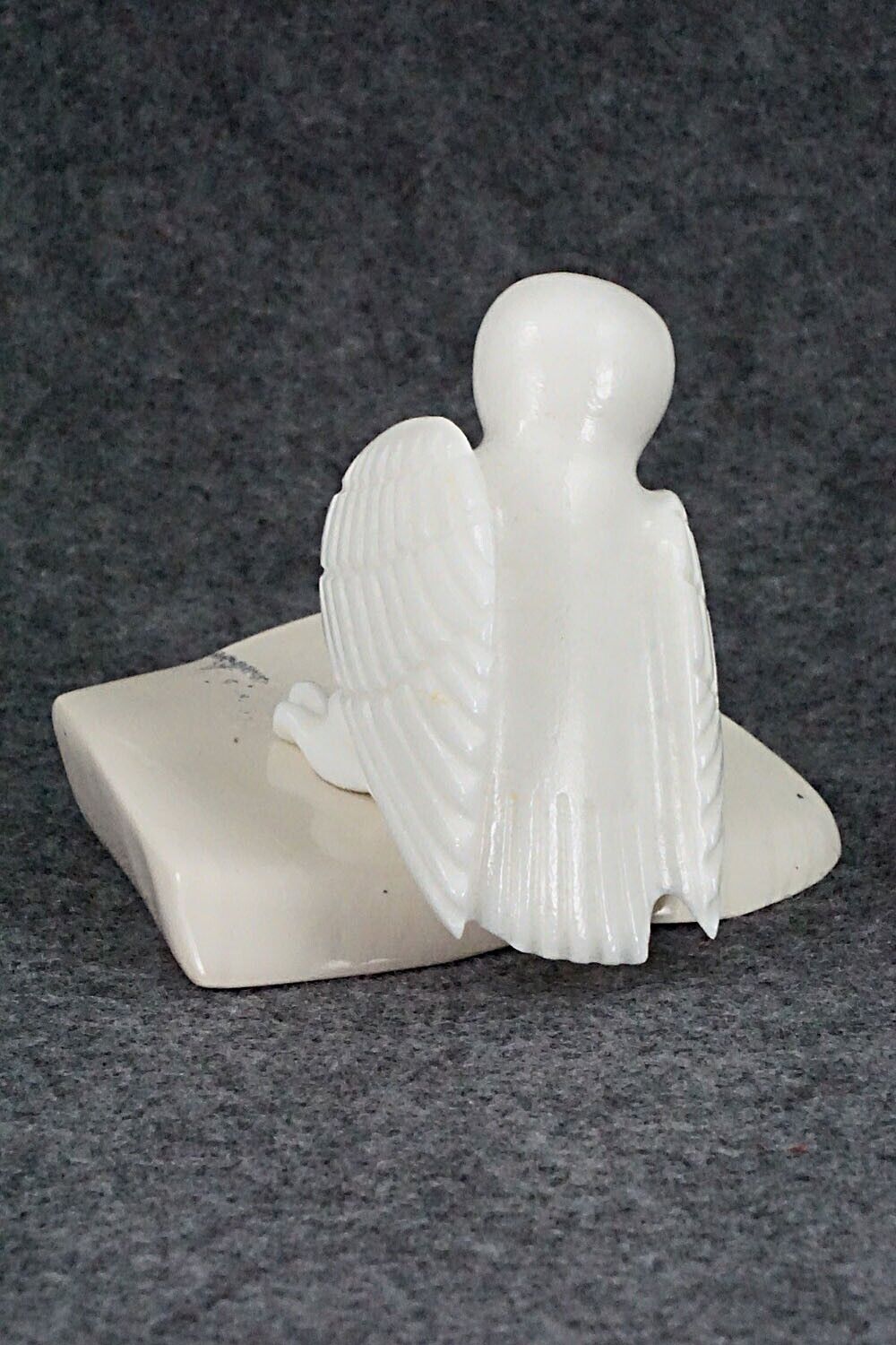 Owl Zuni Fetish Carving - Albert Eustace