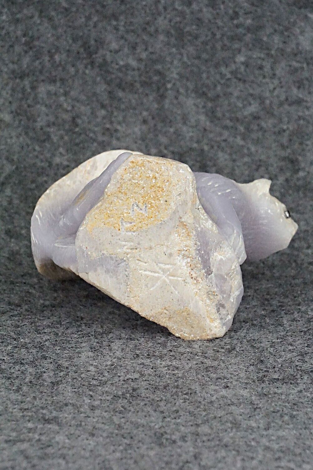 Badger Zuni Fetish - Derrick Kaamasee