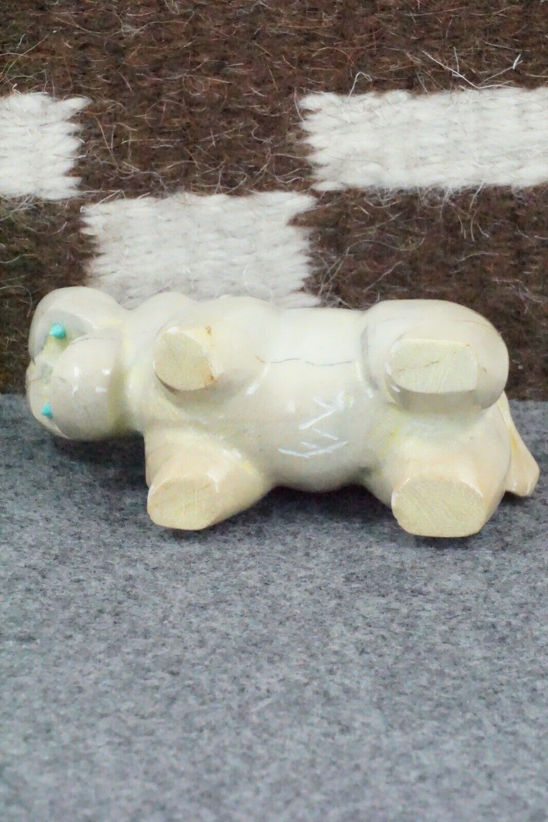 Hippo Zuni Fetish Carving - Enrike Leekya
