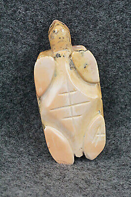 Turtle Zuni Fetish Carving - Alex Tsethlikai